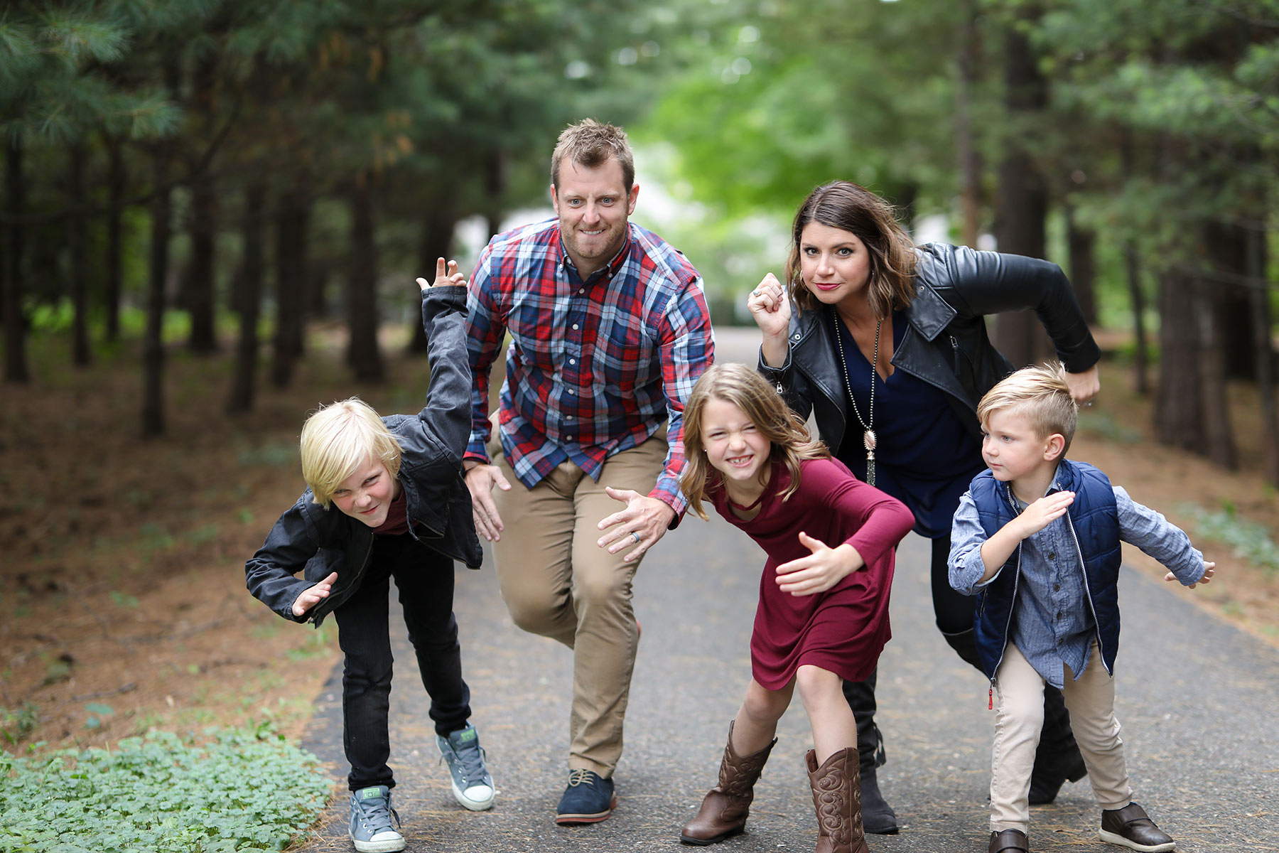 Vick-Studios-Family-Photography-Session-Dancing-Parents-Kids-Children.jpg
