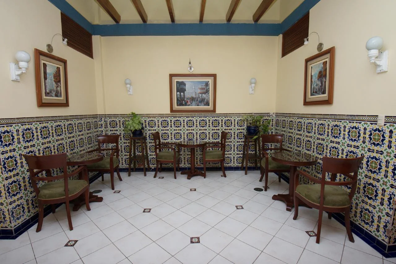 Hotel San Antonio Abad - Internal Patio