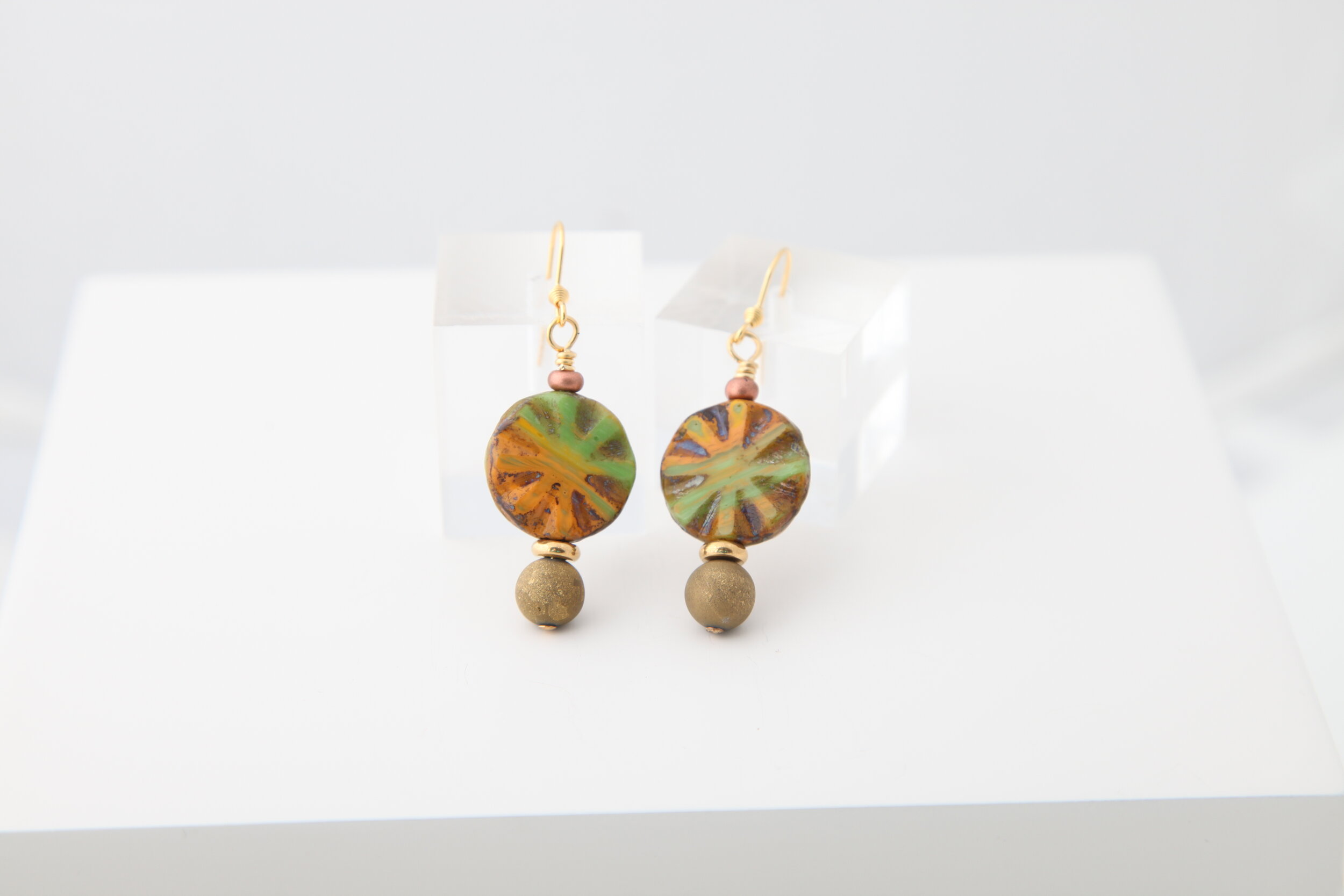 E-SUN2 Sunflower Pressed glass and quartz earrings.JPG