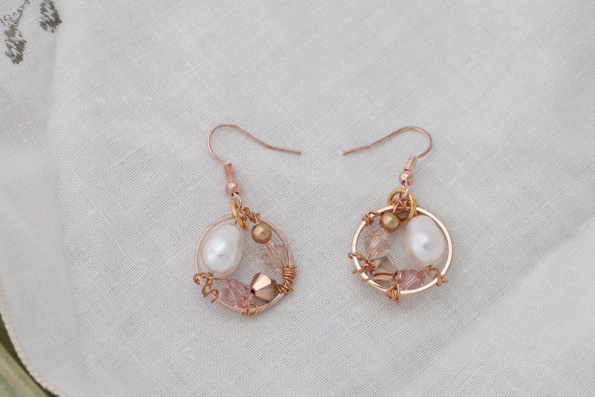 K-E4 White pearl drop earrings.JPG