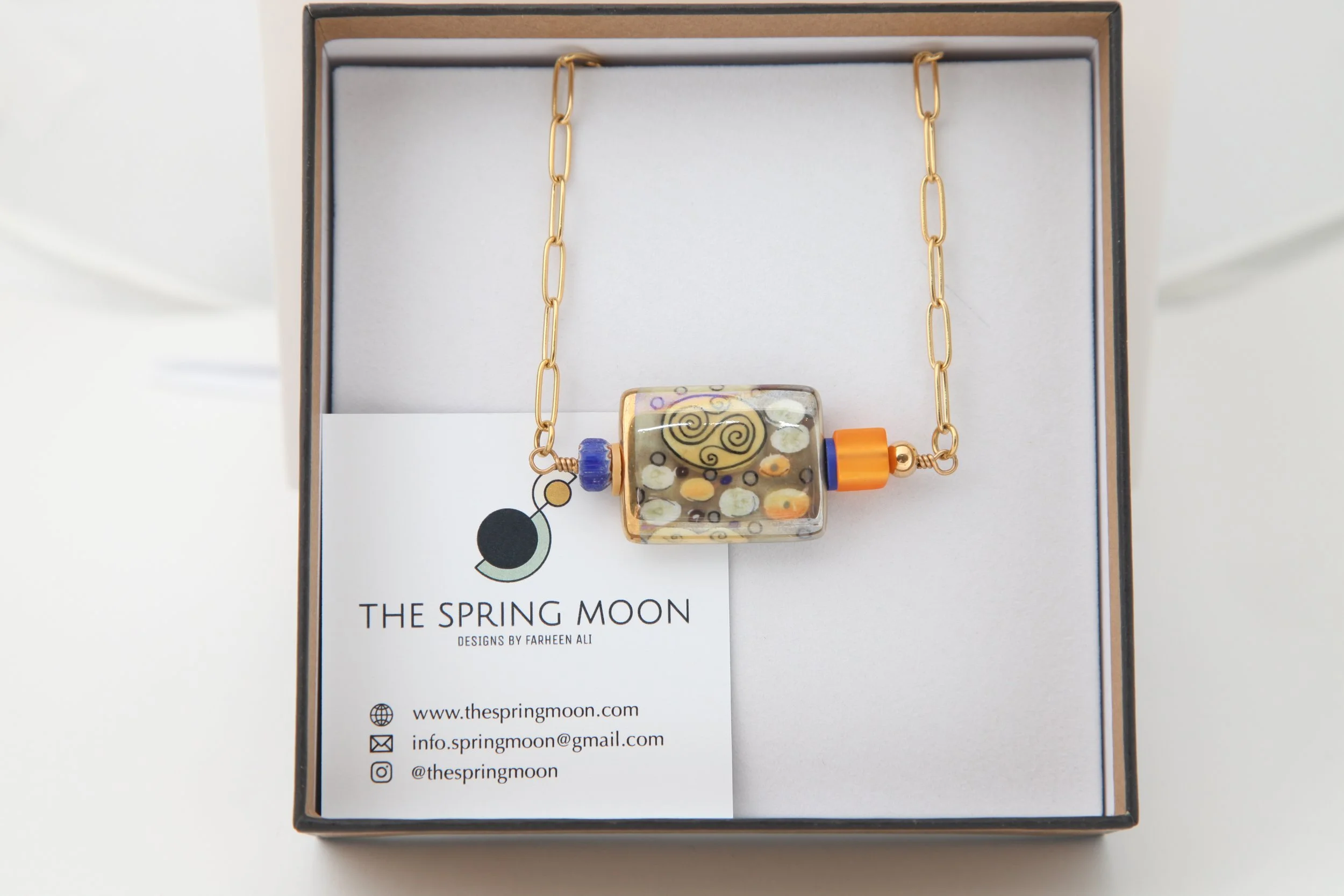 K-N2 yellow painted porcelain neckace pic 3.JPG