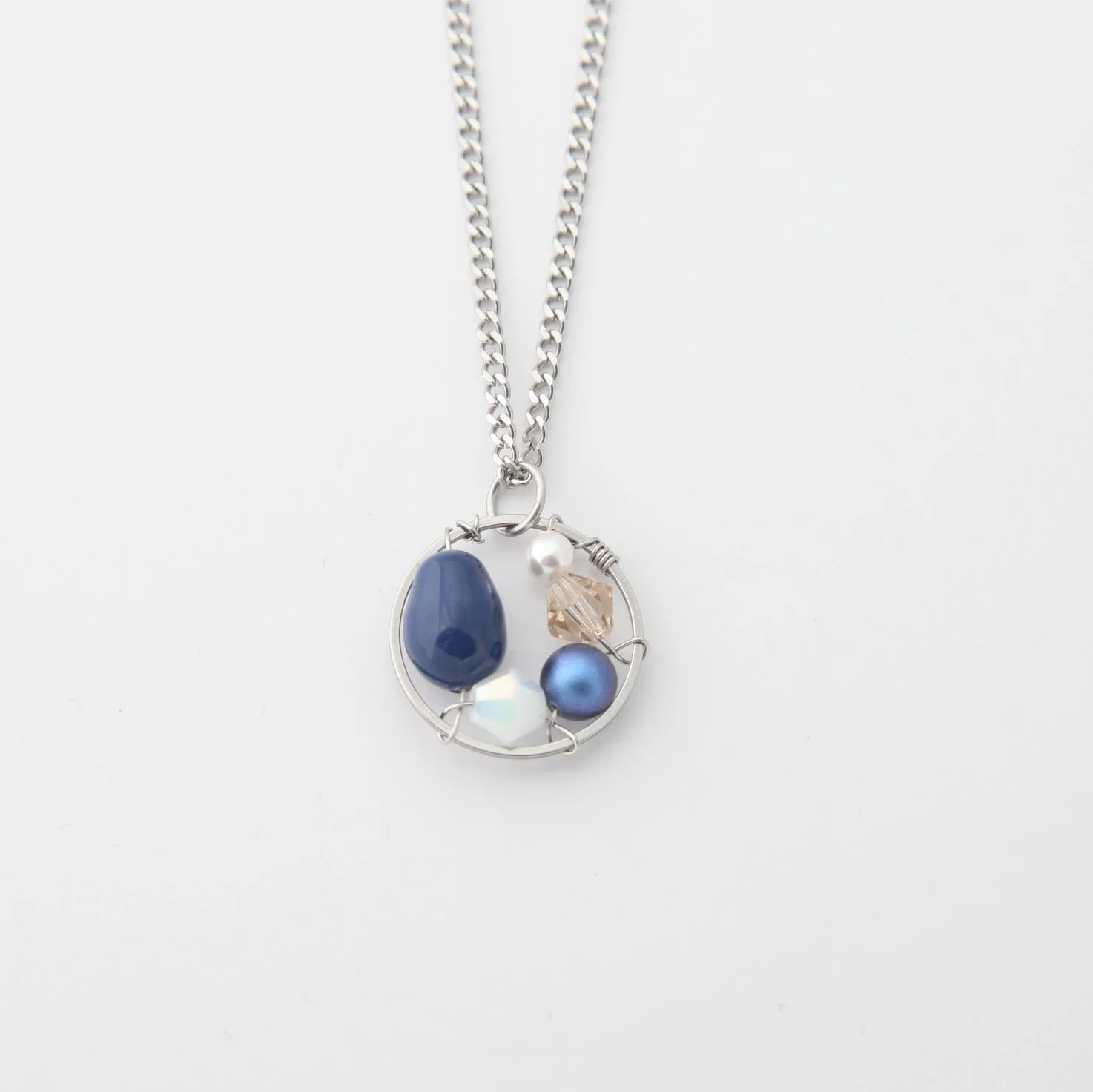 Steel blue pearl drop necklace pic1.jpg
