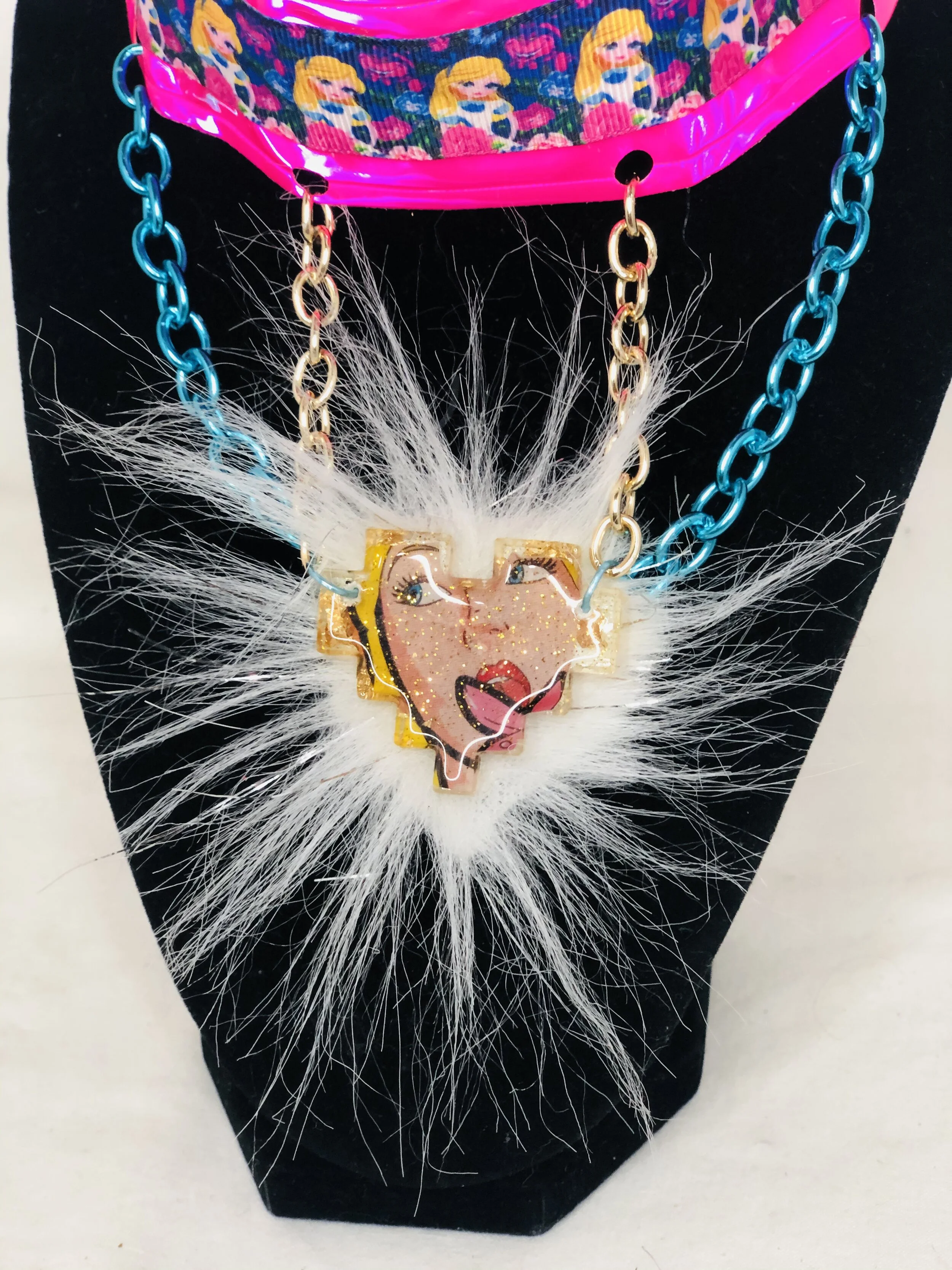 68553F21-BC8B-4E2C-997F-ED38E67B853D