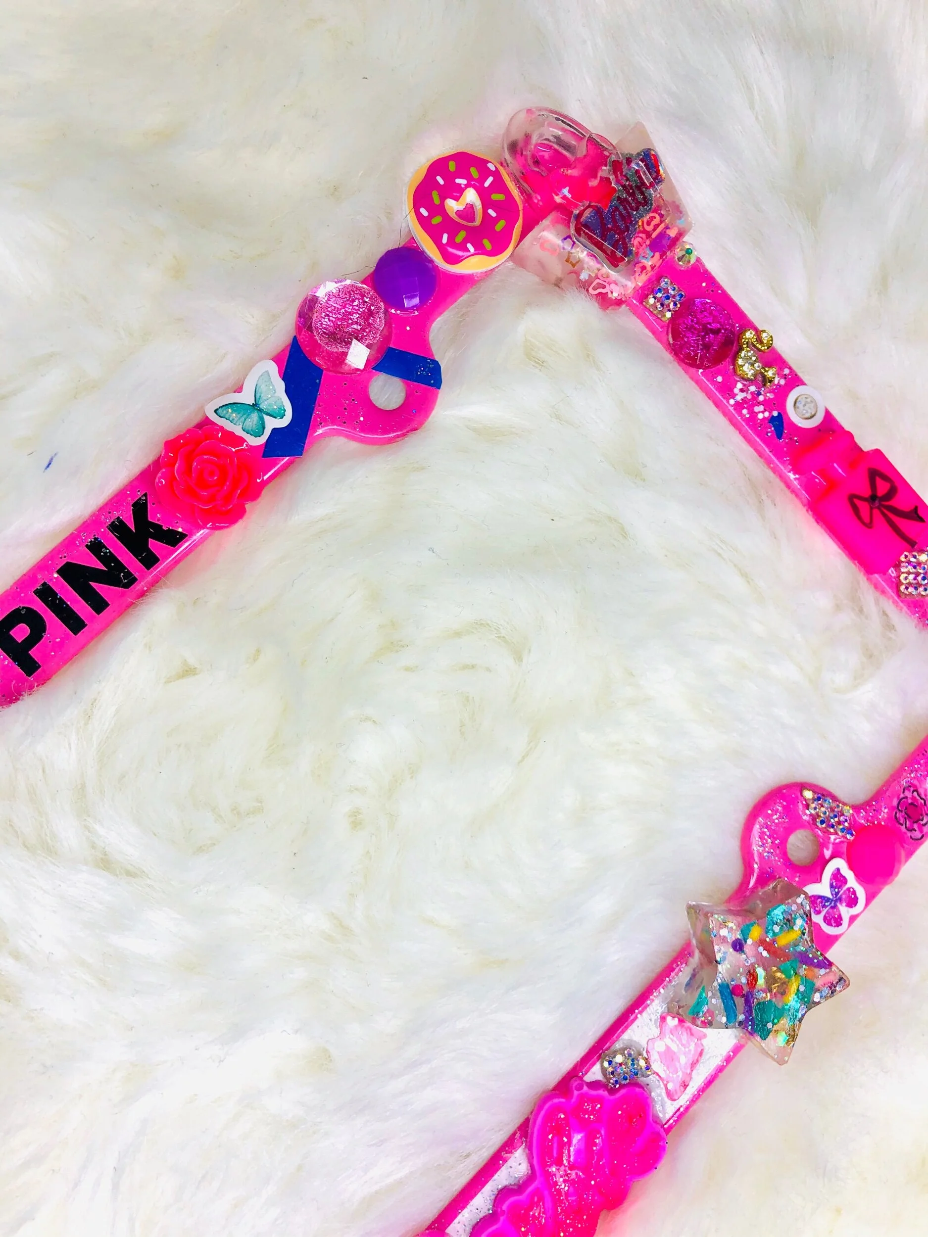 6DCE7024-FBC2-43CB-B771-CC19891E5F00