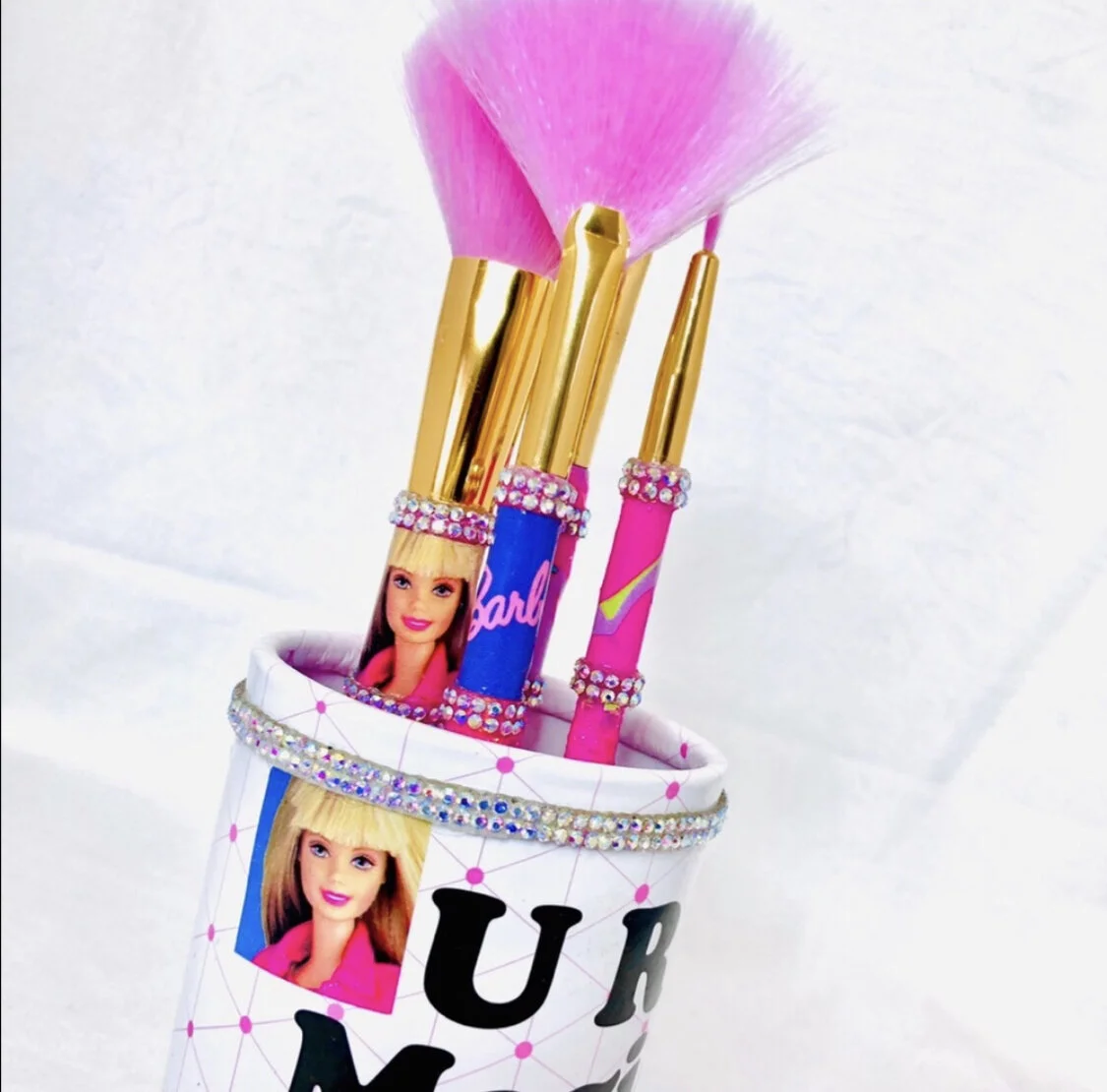 EB8CC2DA-5B4A-4F68-9143-08B22344E9A3