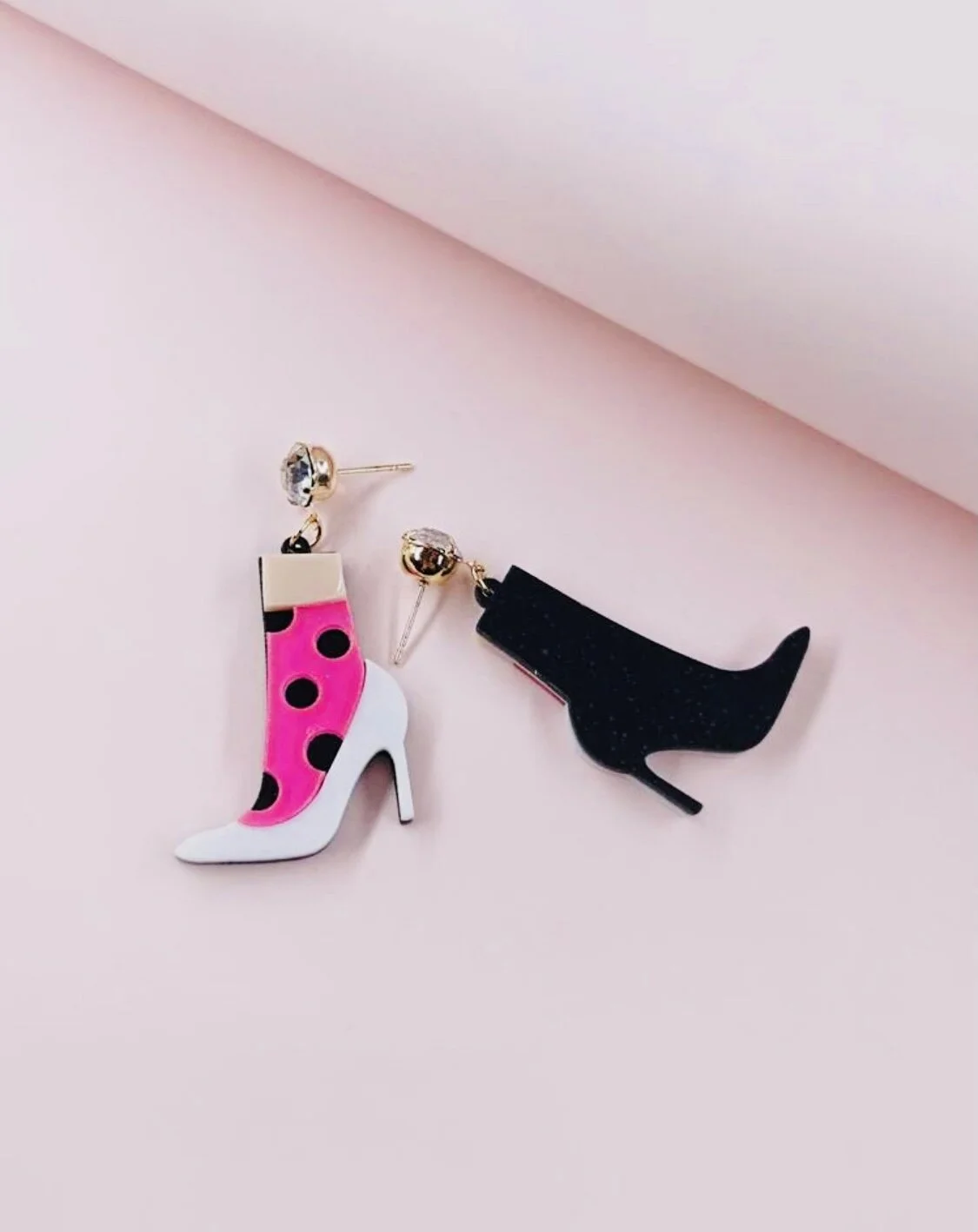 A5C18559-00C9-47CB-A014-87C32D65A3E2