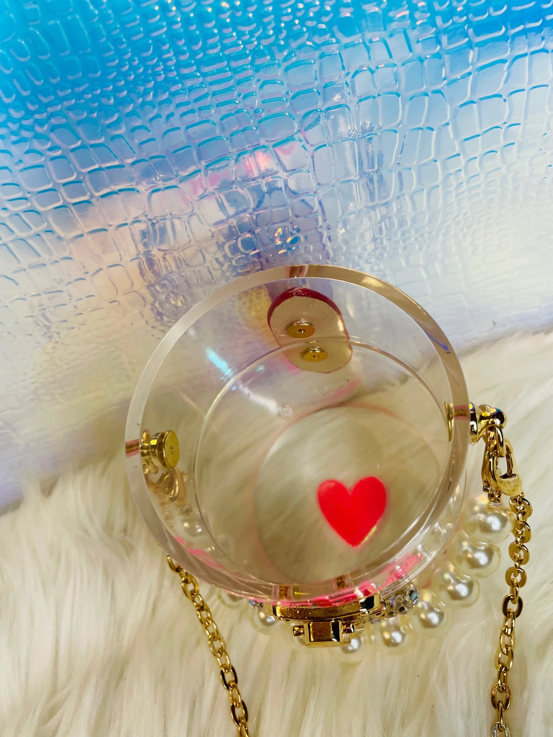 81140F8C-91D2-48E2-A854-DCD1F99C774C