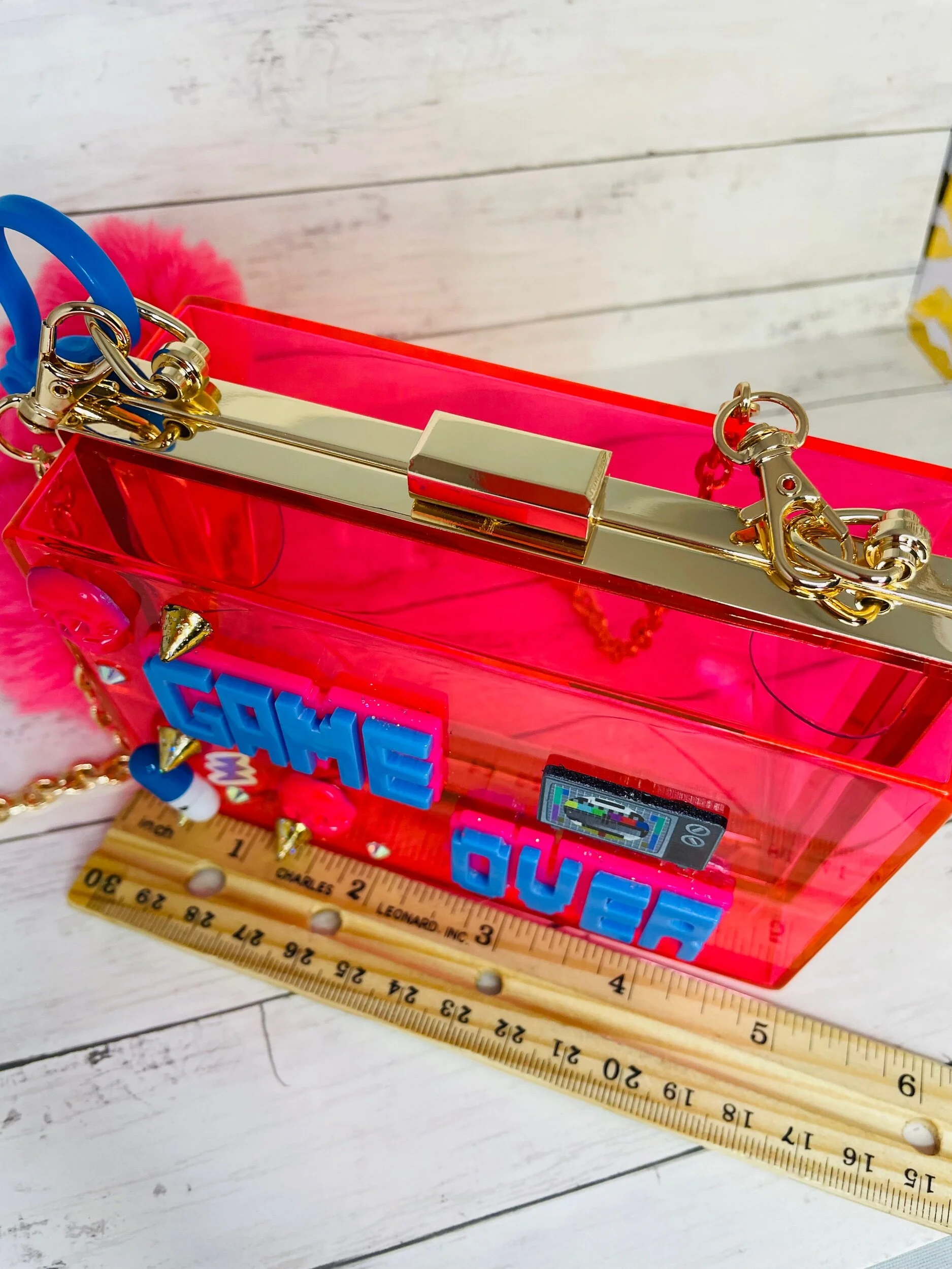 E04DE721-28E6-417E-8141-26DB49EA23E2