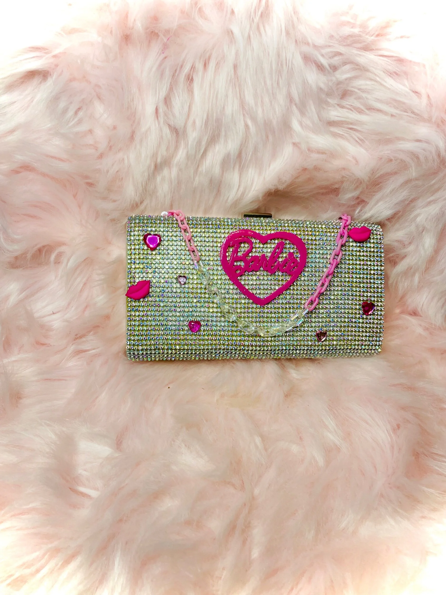 E13D55D8-BA28-4C8B-8B45-98F9929BA85C