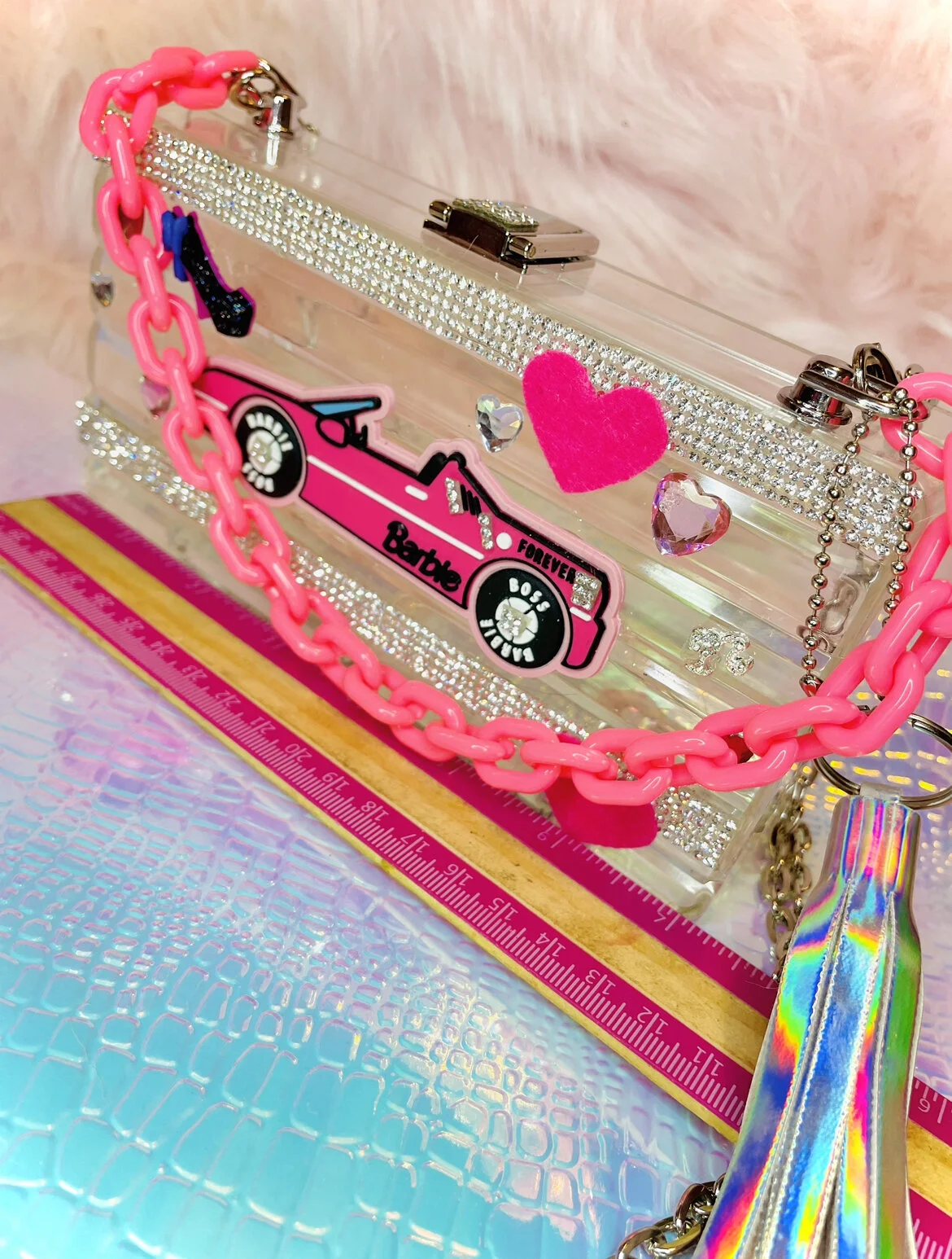 6ECA3ECA-481E-4BA6-8B67-84C8A8FFAE14