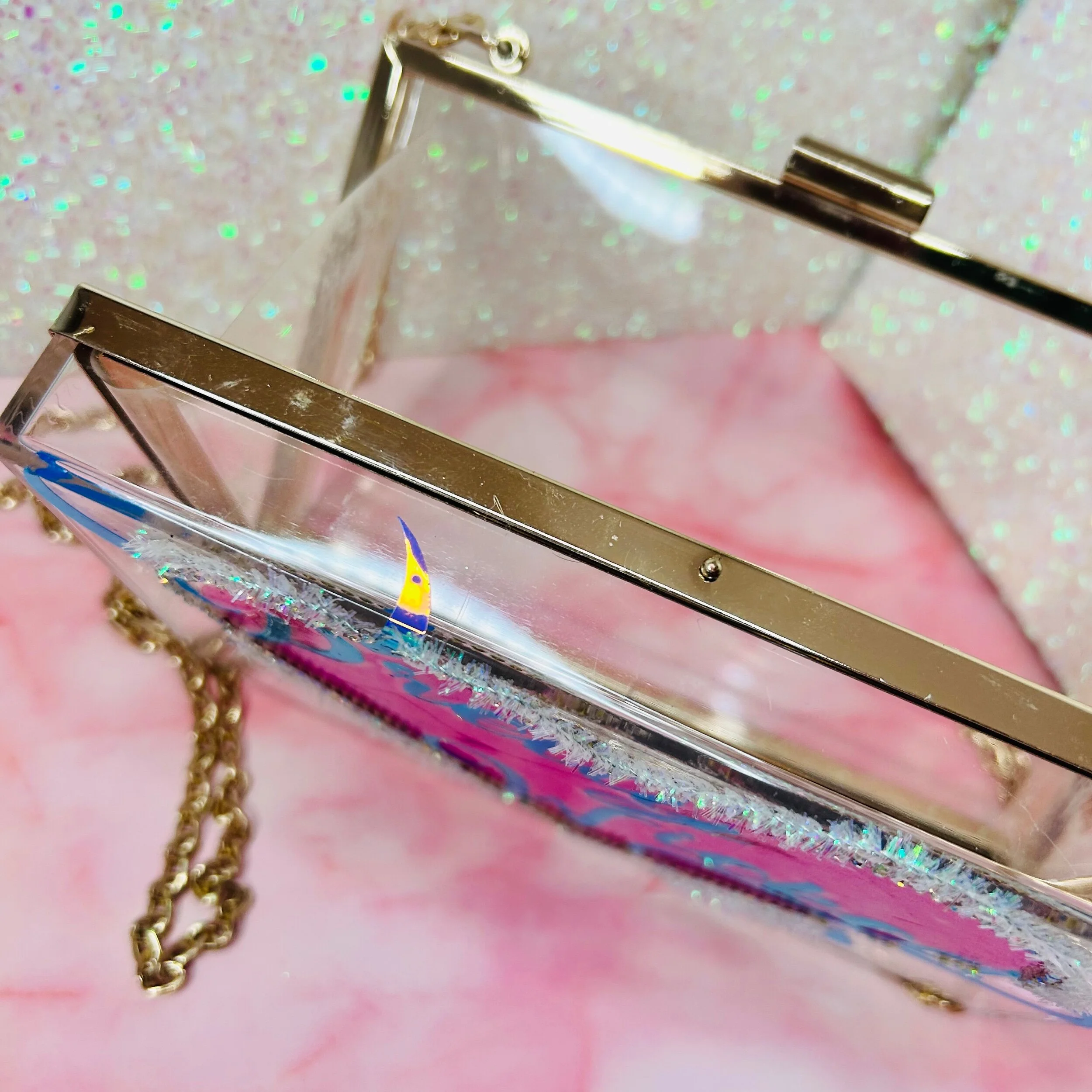 D199F8C1-9FDC-4E4E-9F50-F6865132EF93