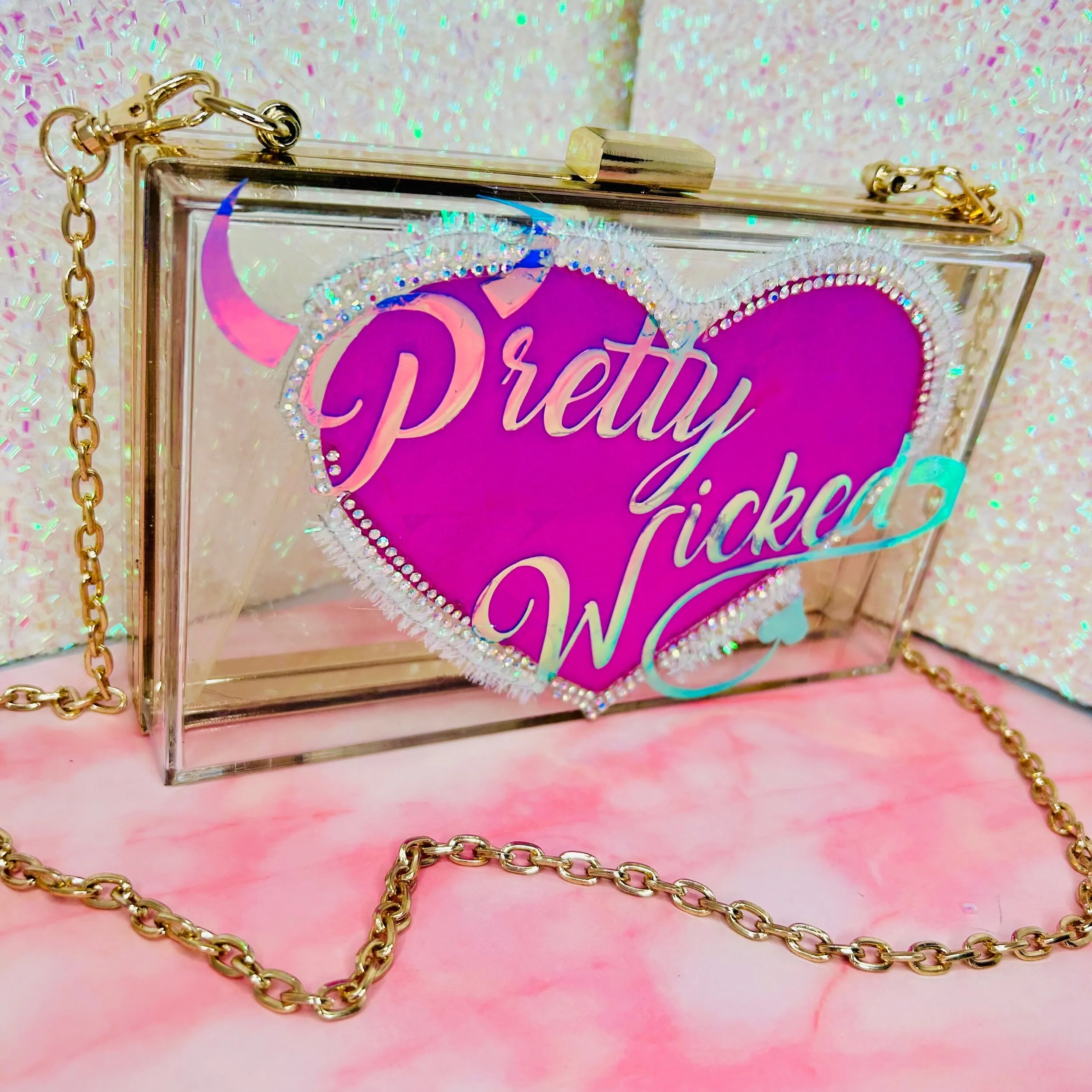 351CAD17-C0CF-4A0C-B0E4-8C1780515948