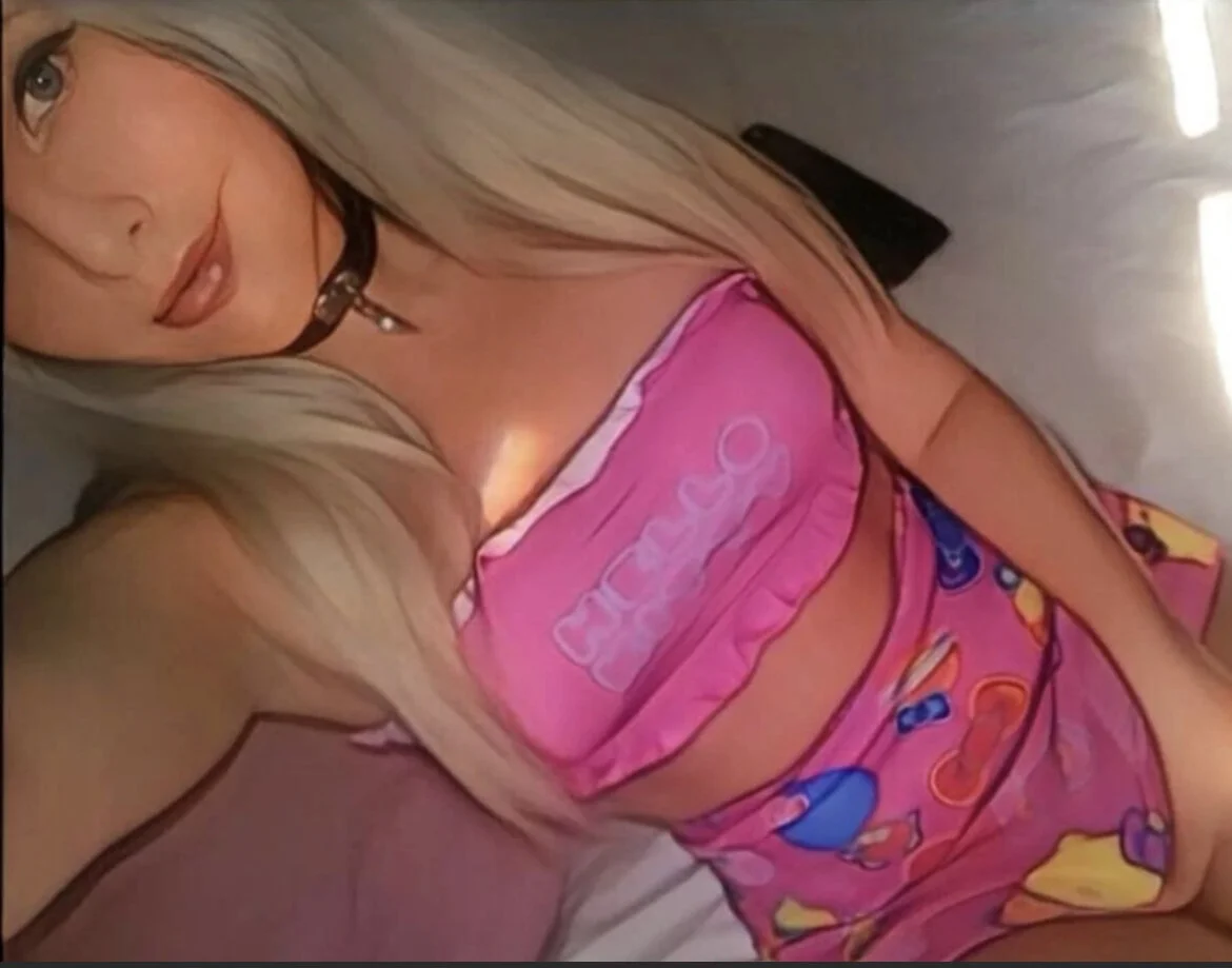 FCCC8F60-8F94-4ABD-B4B7-63CB6D02CA68