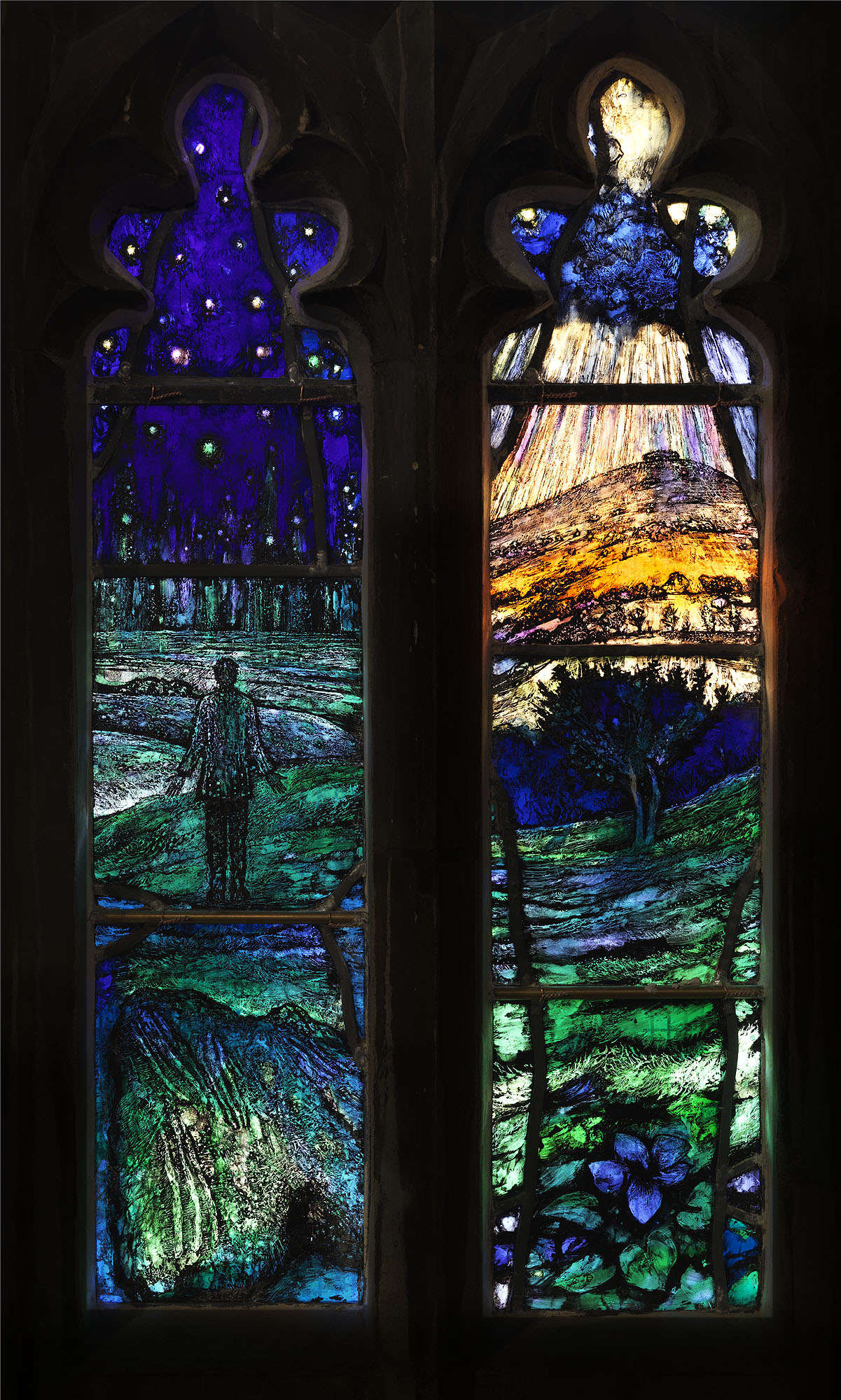 gerald-finzi_gloucester-cathedral_thomas-denny_stained-glass_15.jpg