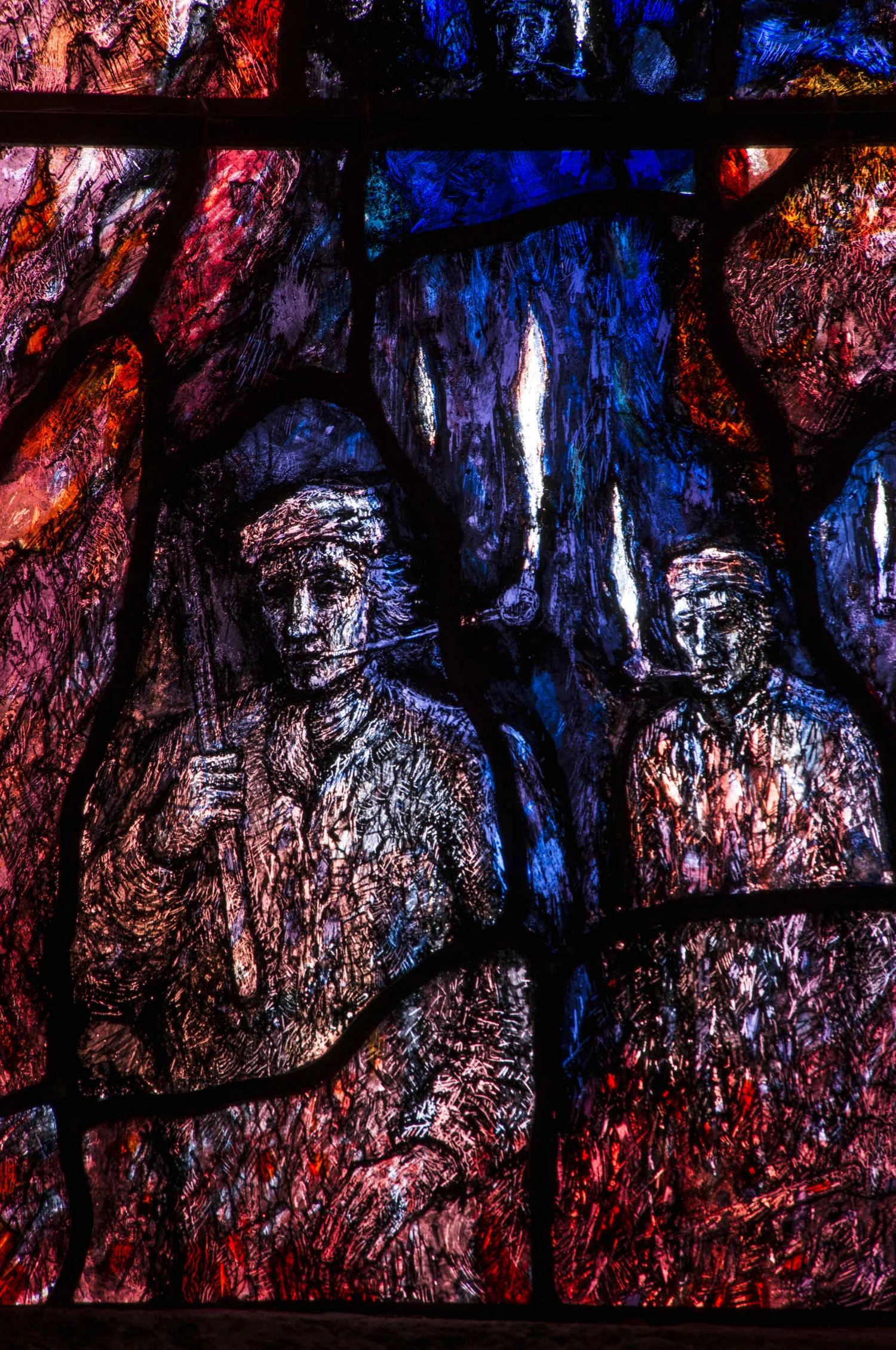 abenhall-church_thomas-denny_stained-glass_09.jpg