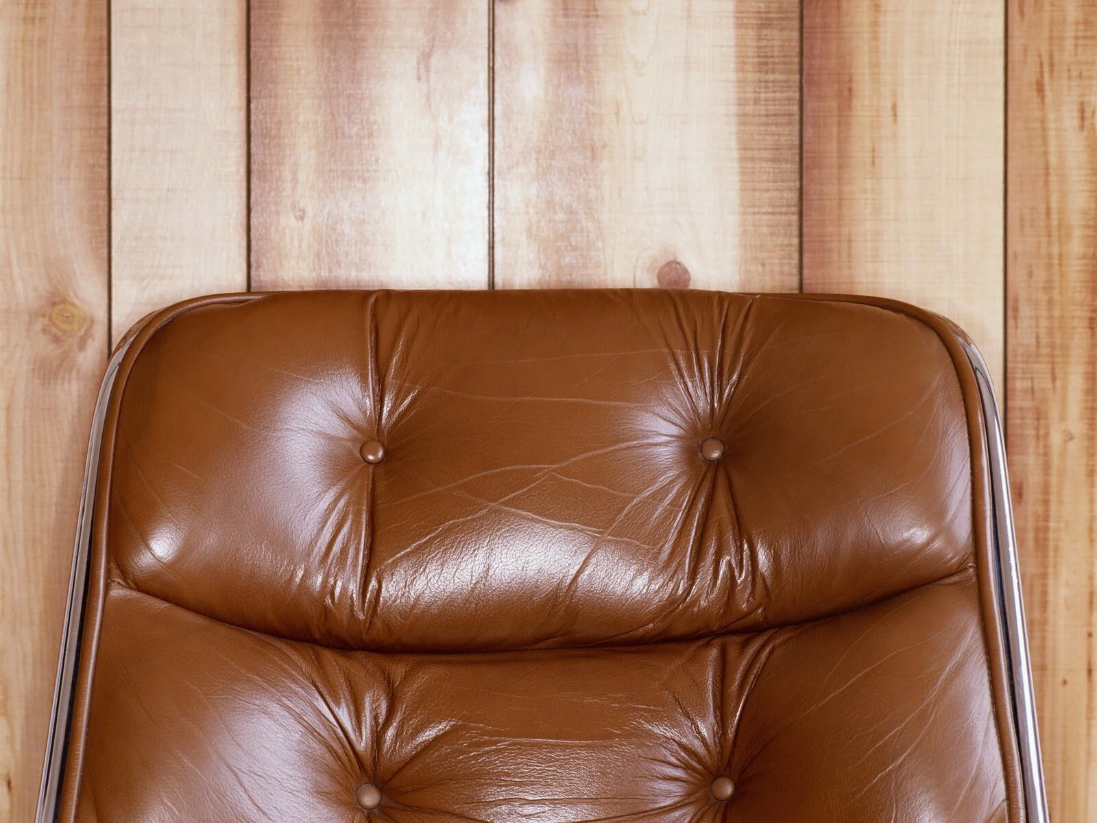 14 Ergonomic Office Chairs Recommended by Physical Therapists (FEATURED)