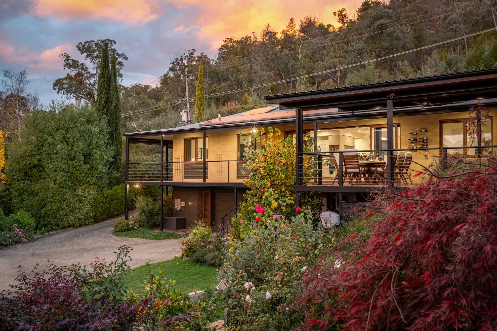 25 Walkers Lane — BRIGHT BOUTIQUE