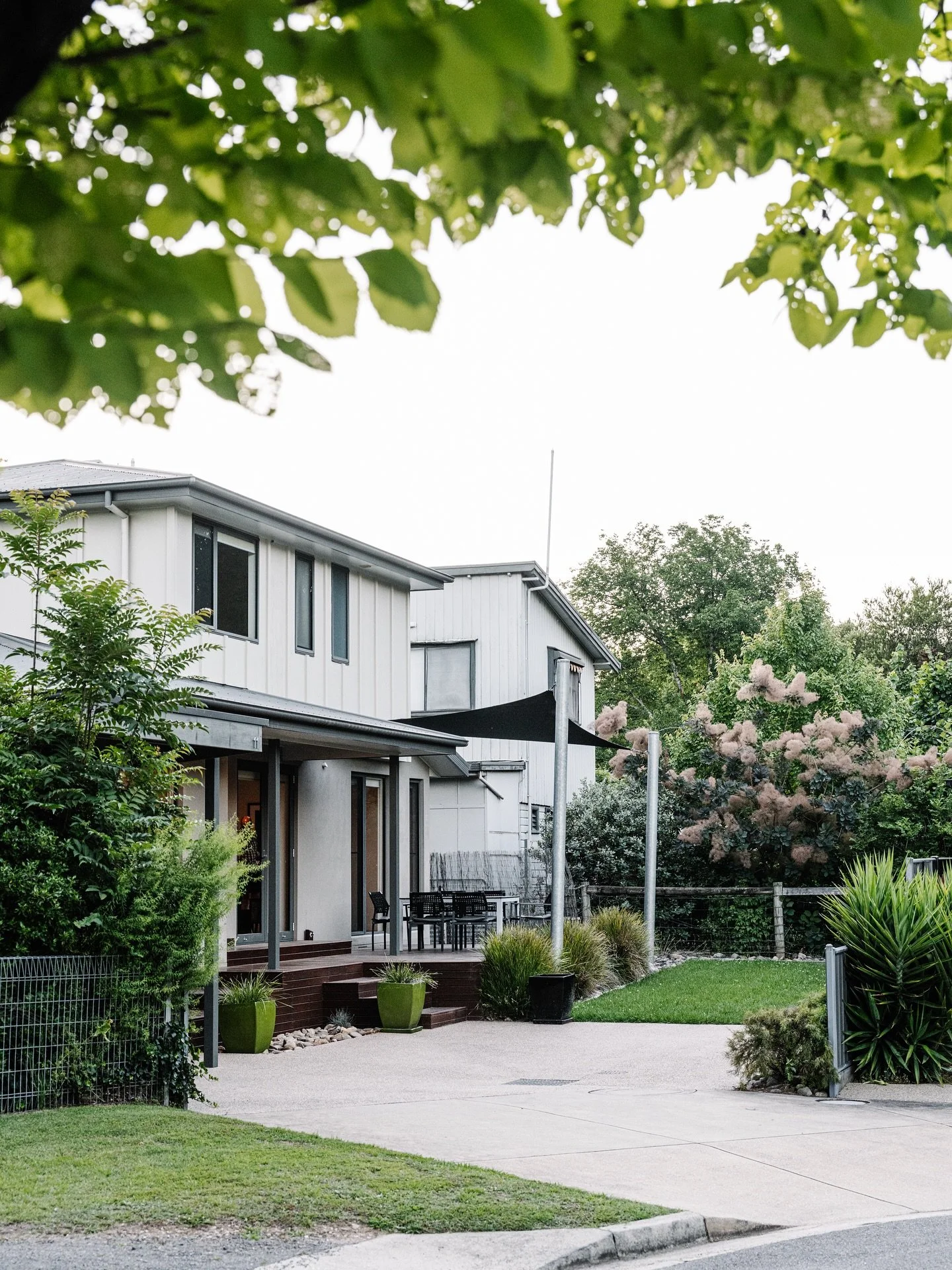 Fancy a little High Country getaway before we see the year out? Art House on Elm is available from the 26-31st of December! 
Email: stay@brightboutiqueaccommodation.com.au 
Phone: 0488 554 888