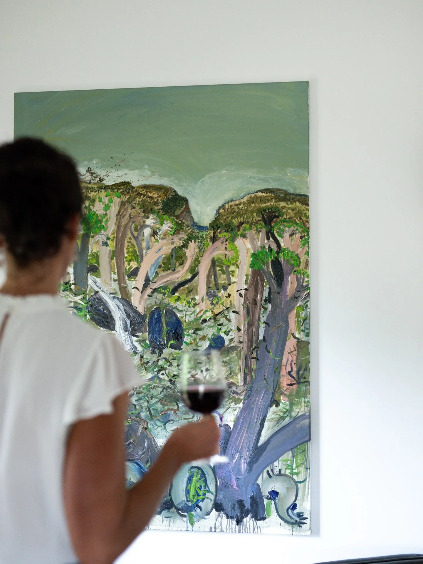 The Grove ✨ 
Our glorious olive estate at the foot of Mt Buffalo. Panoramic views from every room, complete privacy, and space to truly unwind. This is luxury in its most peaceful form! 
Perfect for the whole group to enjoy some precious time away 🥂