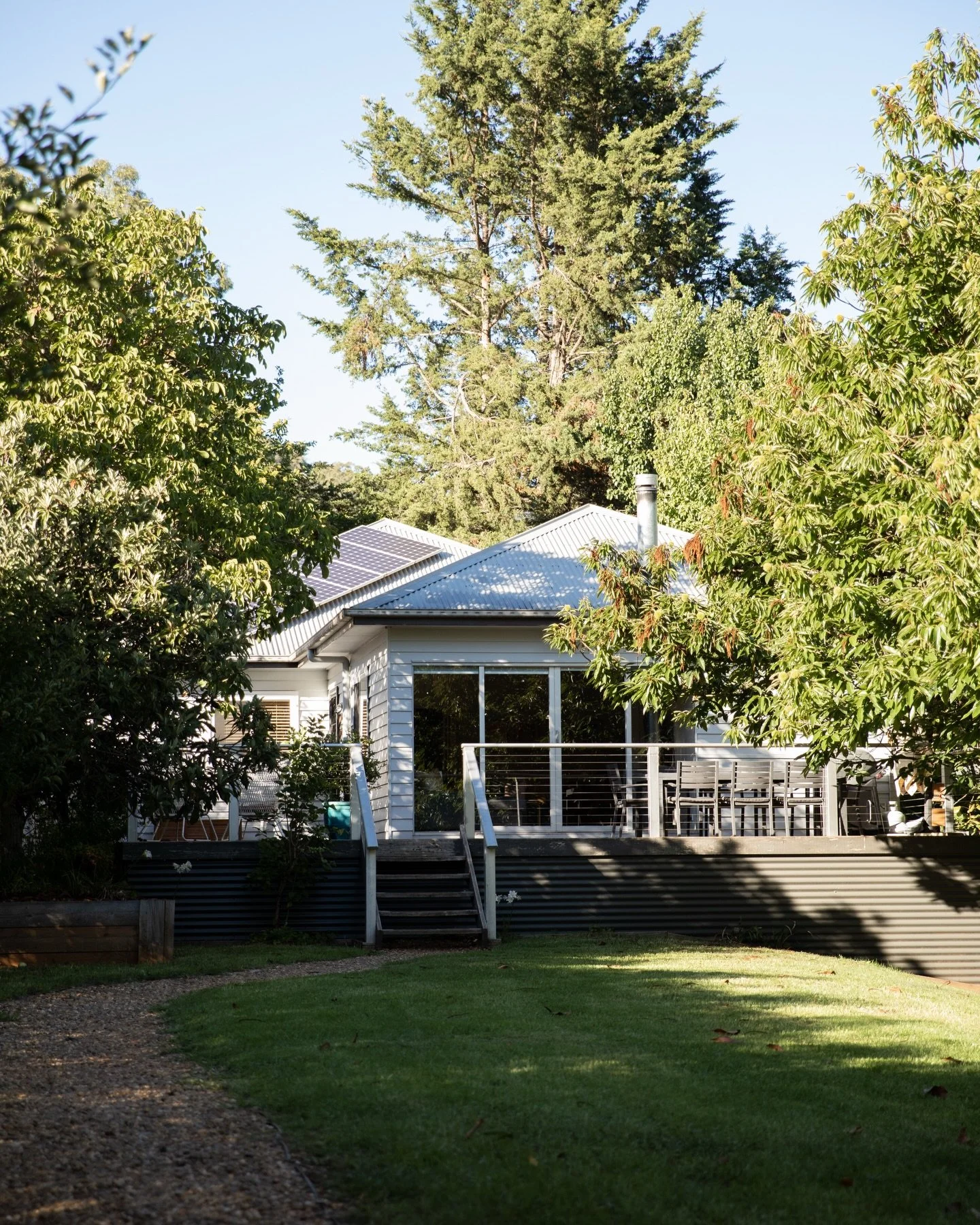 WANDI NUT FEST 🌰⛰️🍁
This weekend be sure to head down to the @wandiligongnutfestival 

📍Clara Luce, featuring delicious chestnuts!