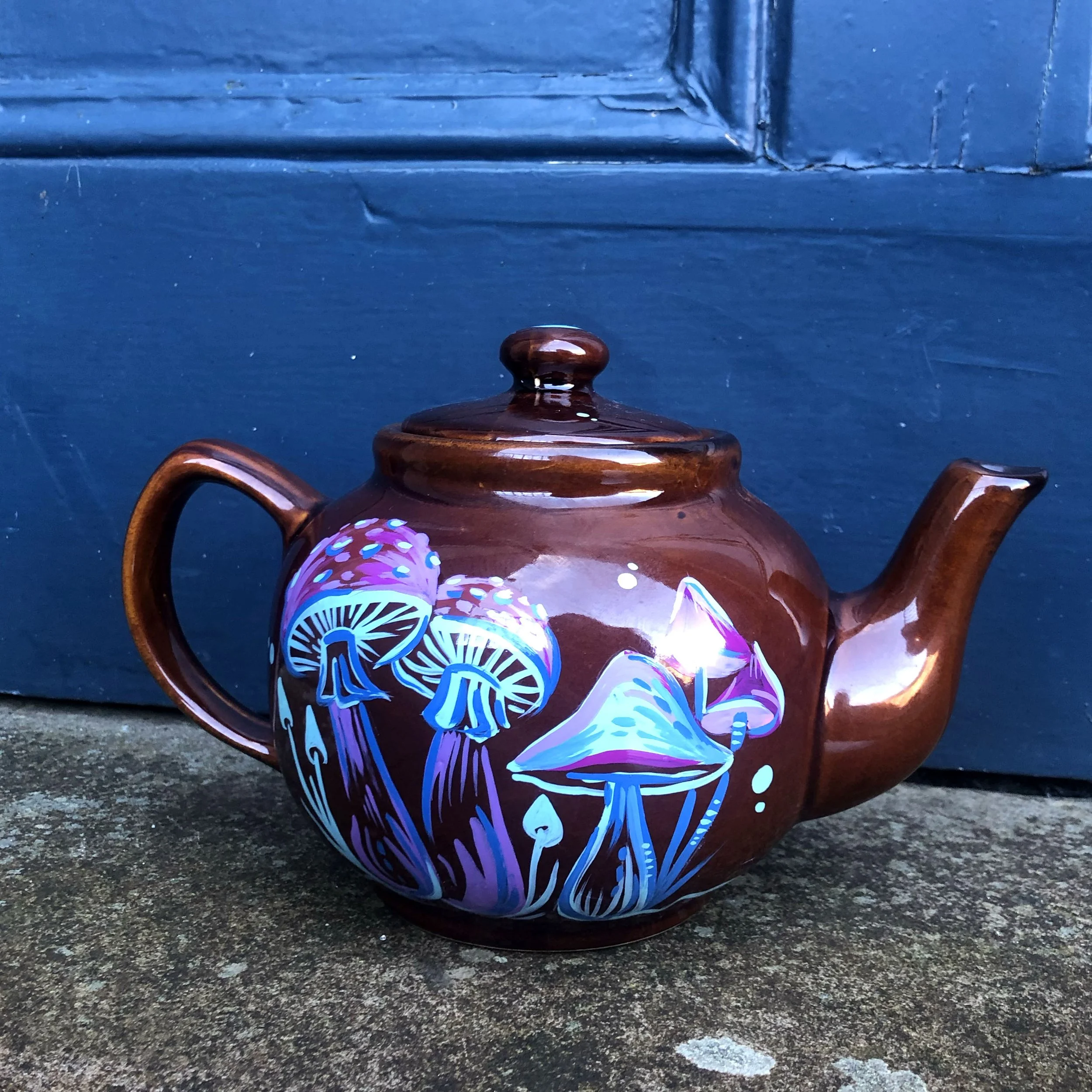 mushroomteapot1.jpg