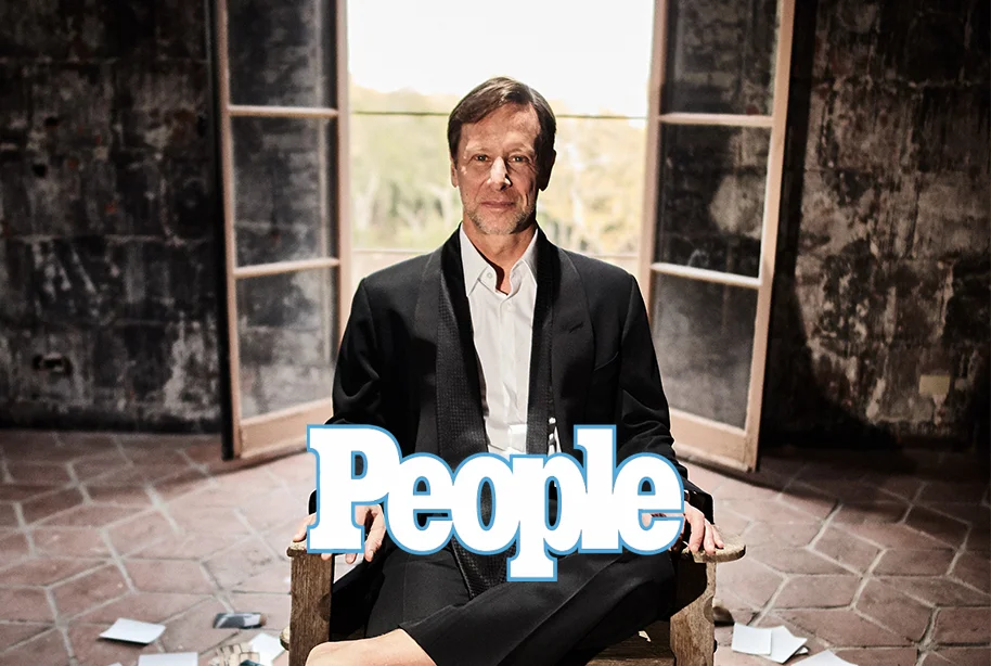 PEOPLE | Singer Pete Muller Pays Tribute to His Late Mother with Touching New Song 'Alive in Me'