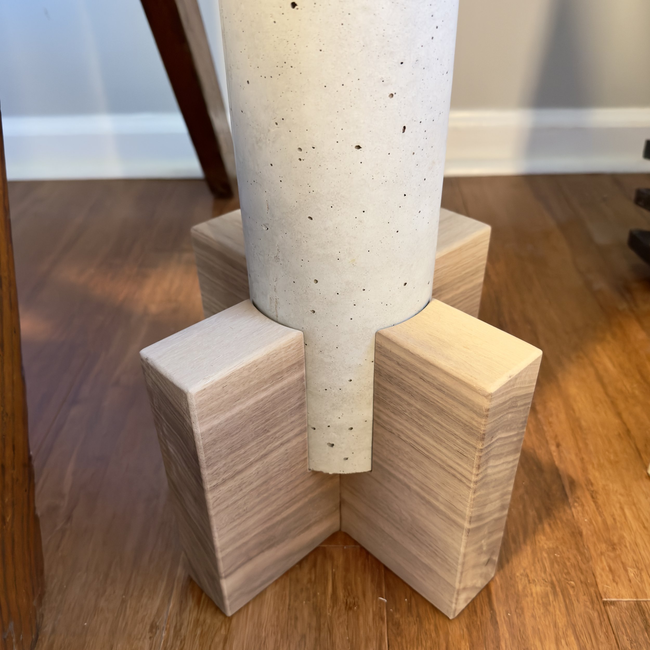 Coaster Column