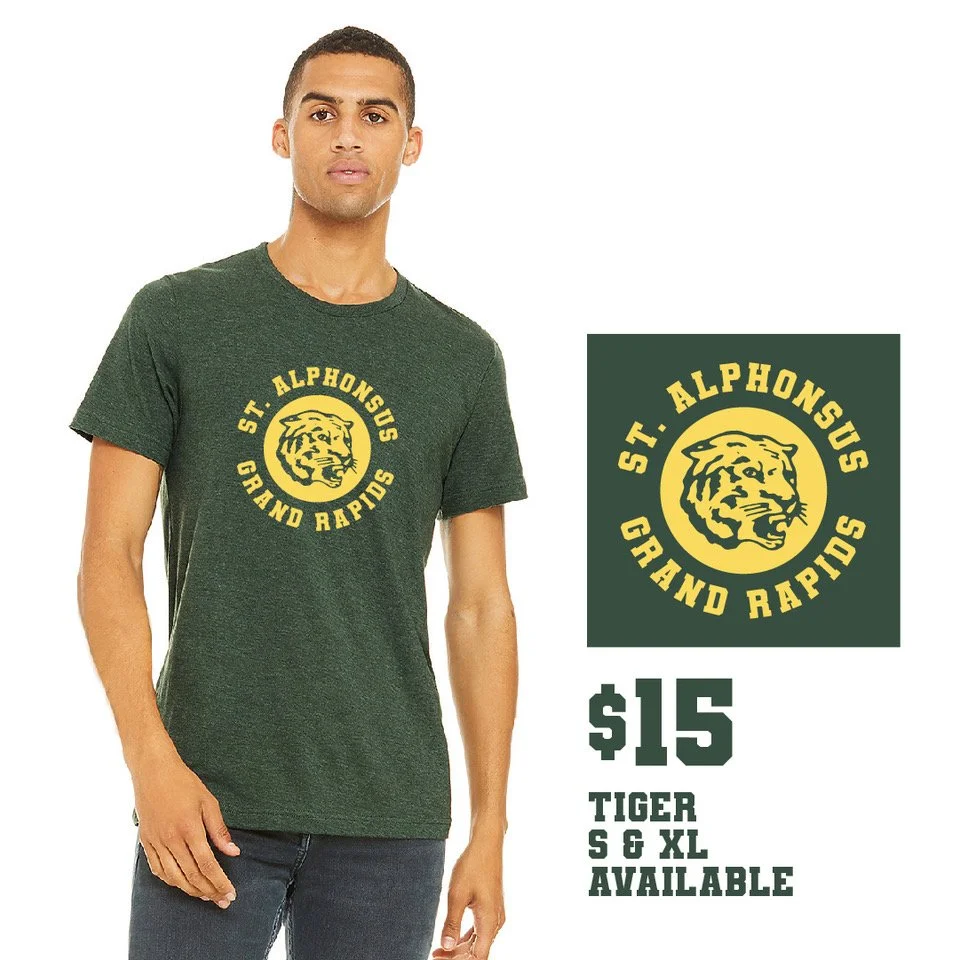 STA007_SavetheDateReunion_APPAREL_Mckups_FB-02.jpeg