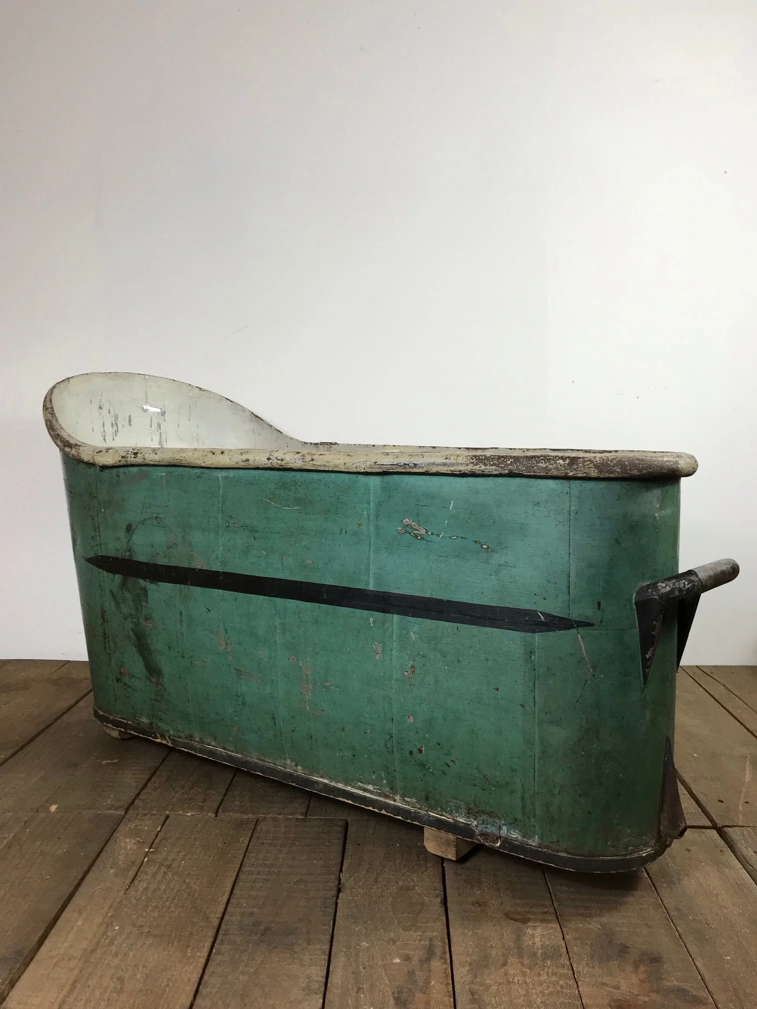 19th century original painted French Chateau bath