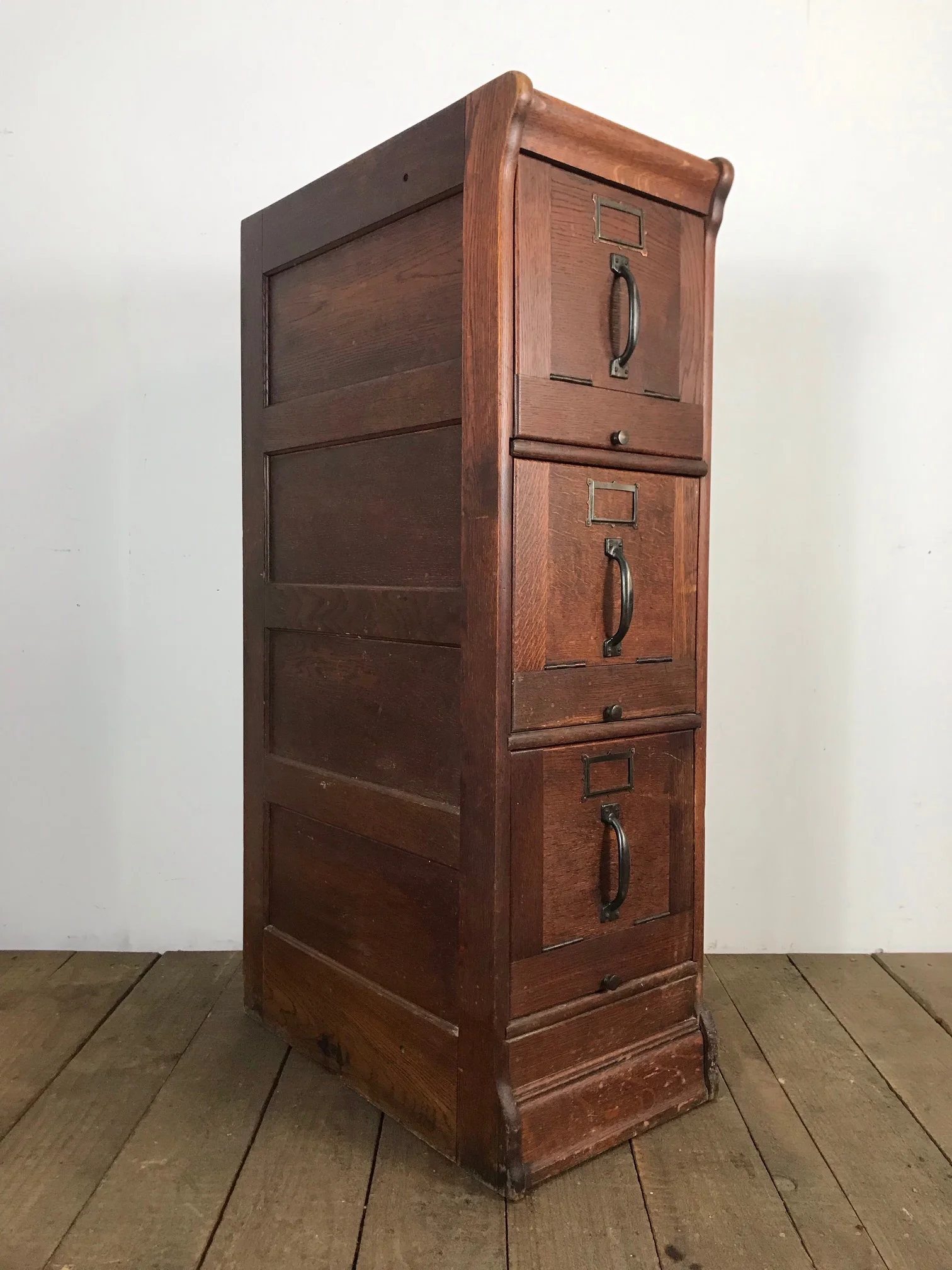 Vintage Oak 1920s Globe Wernicke Filing Cabinet