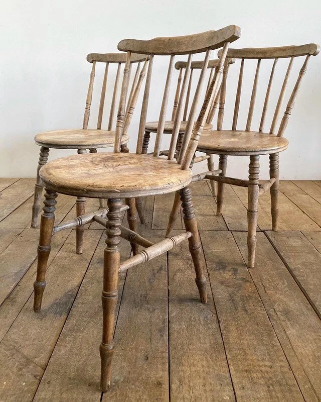 Set Of 4 Antique Country Kitchen Dining Chairs