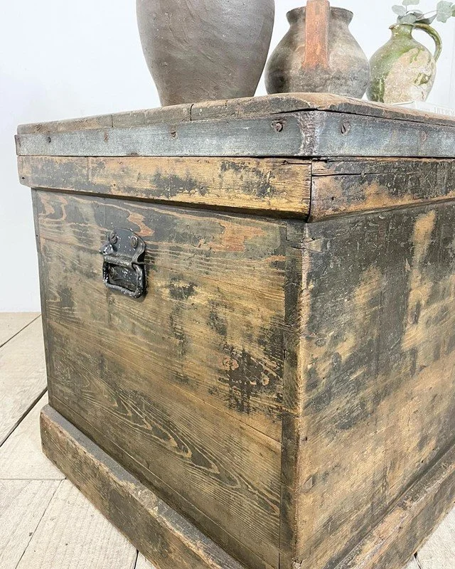 Victorian Antique Original Painted Trunk Coffee Table — Vintage Boathouse