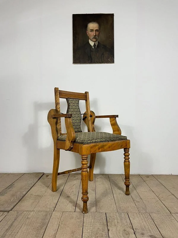 Vintage Antique Barbers Armchair