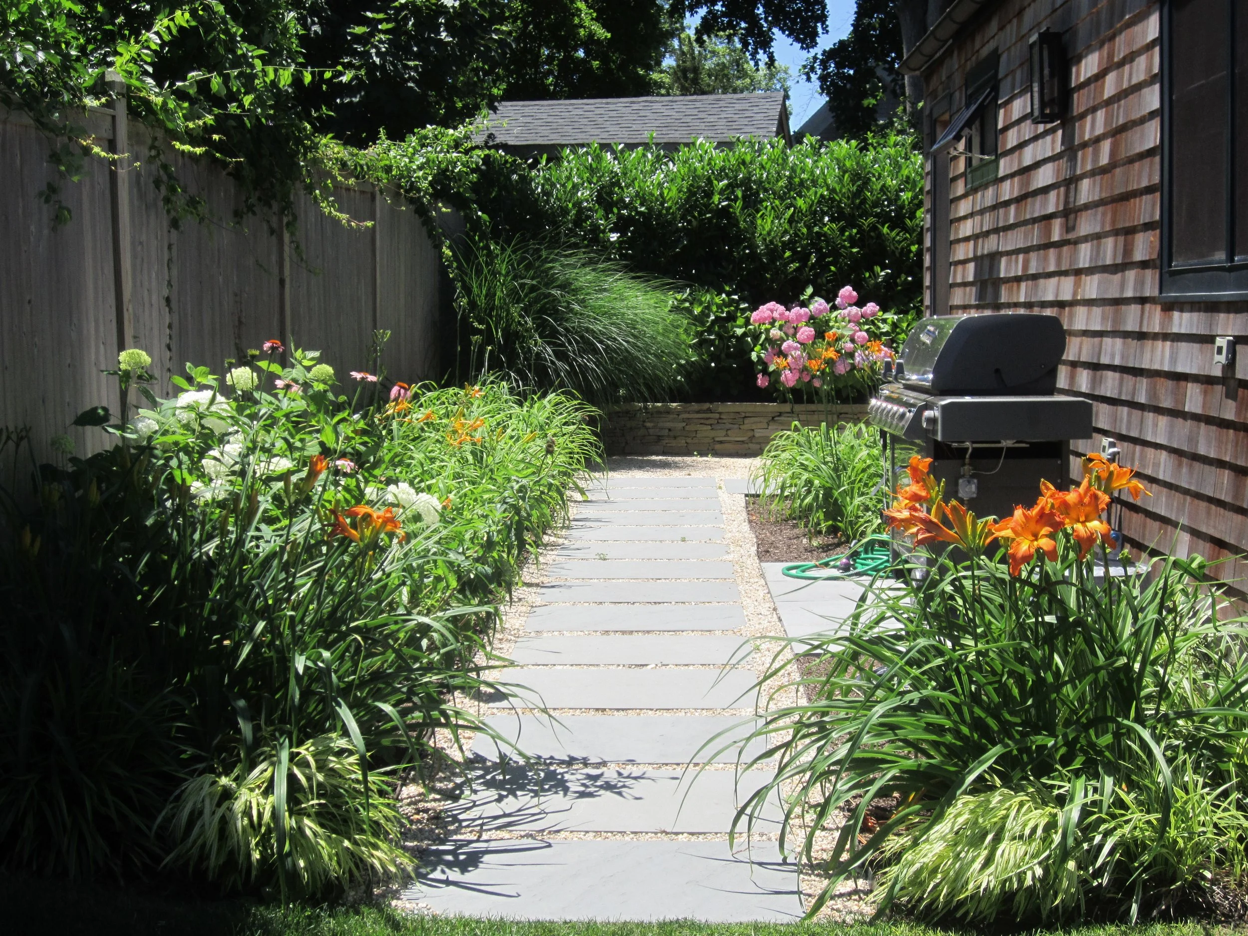 Ackerly_Exterior03.jpg