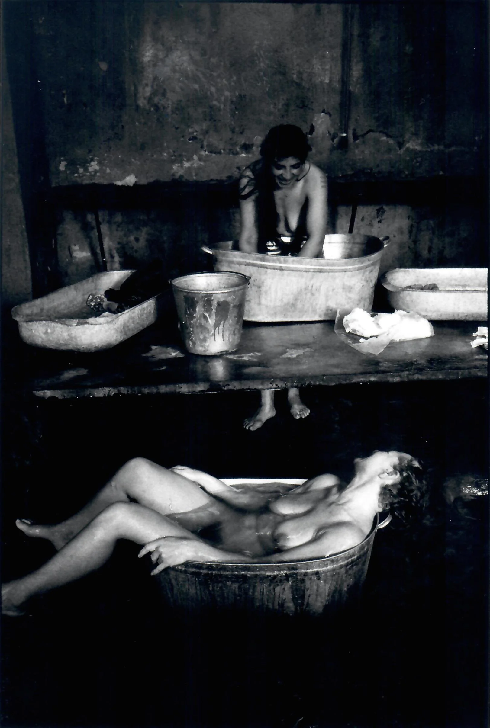 11. Trop de Peines: Femmes en Prison (sauna de la prison, Prison des femmes, Perm, URSS), 1990