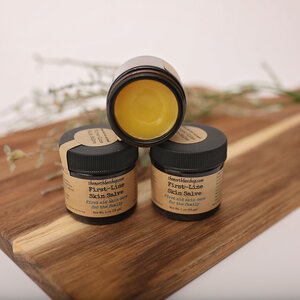 DIY] My first at-home skin experiment: making my own beeswax & lanolin  occlusive (more info in comments). : r/SkincareAddiction