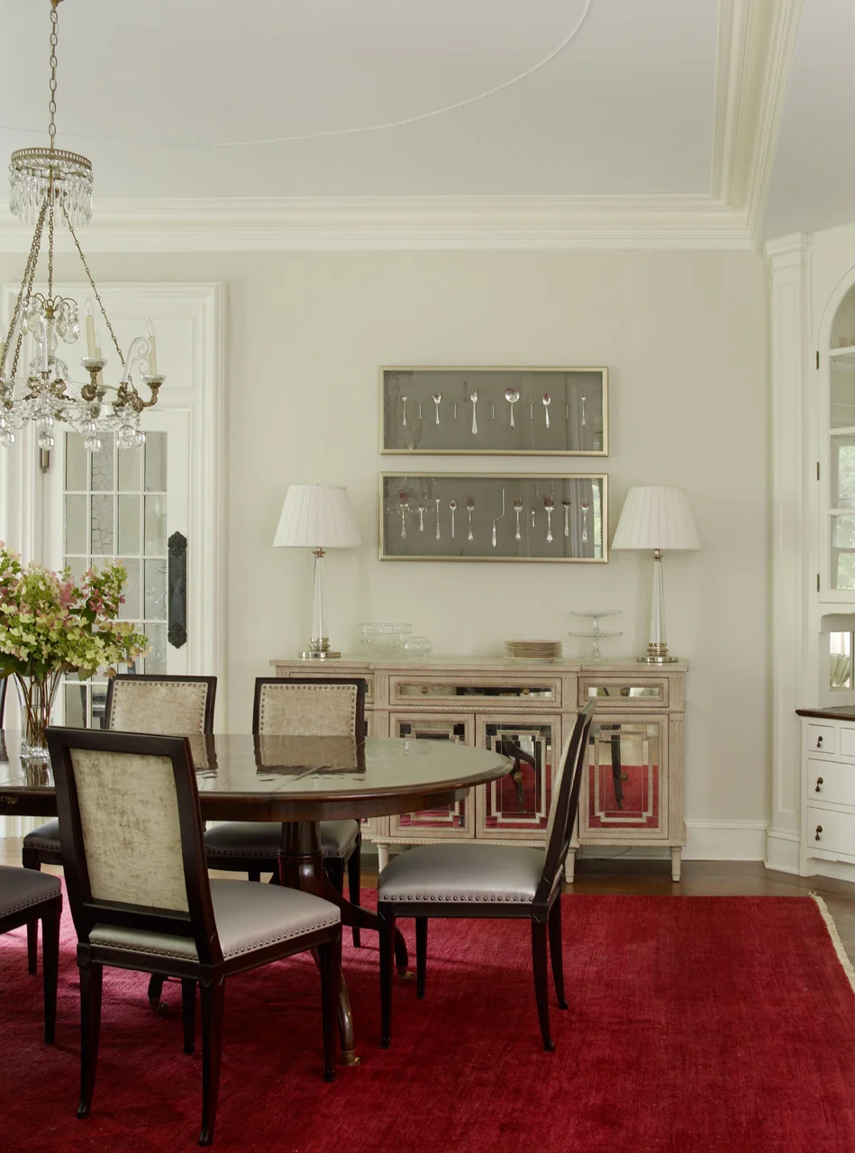 Dining-091410.jpg
