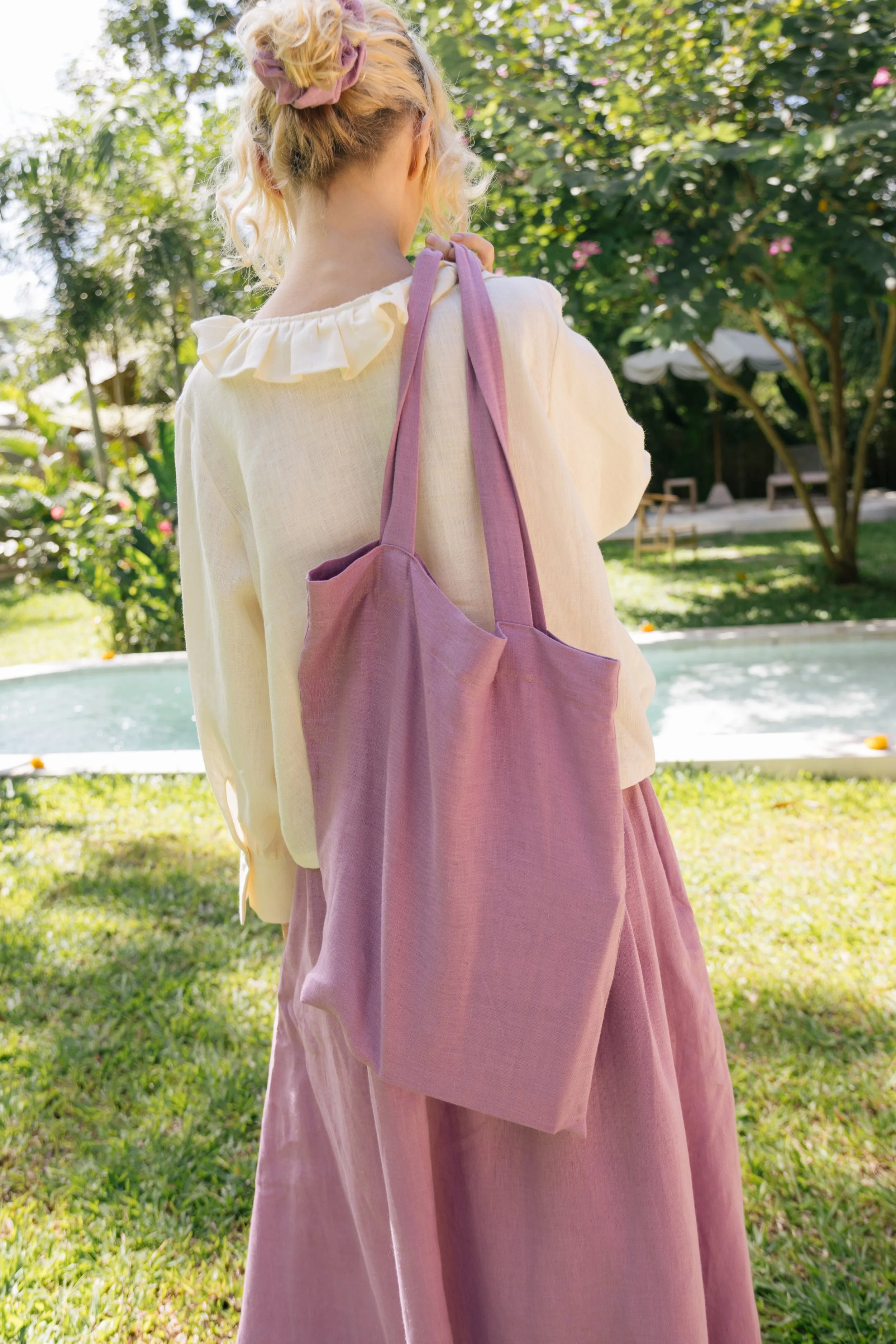 sun-and-her-signature-tote-bag-rosewood-pink-3.jpg