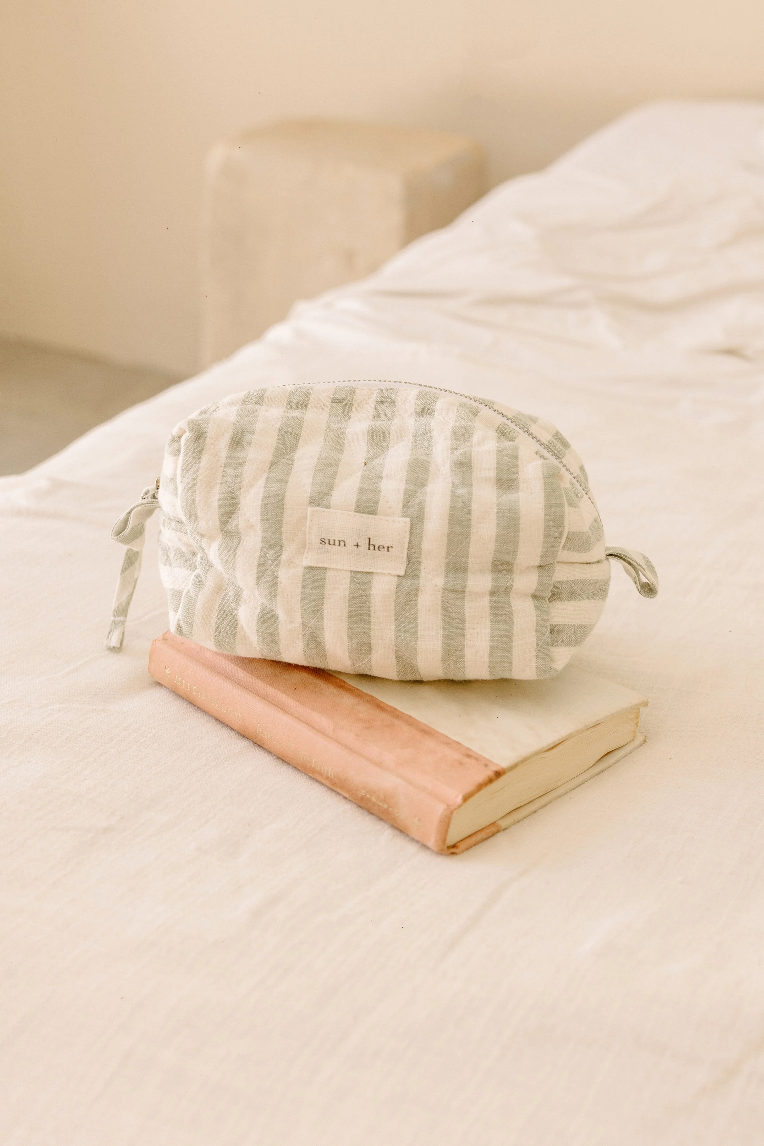 sun-and-her-beauty-bags-matcha-striped.jpg