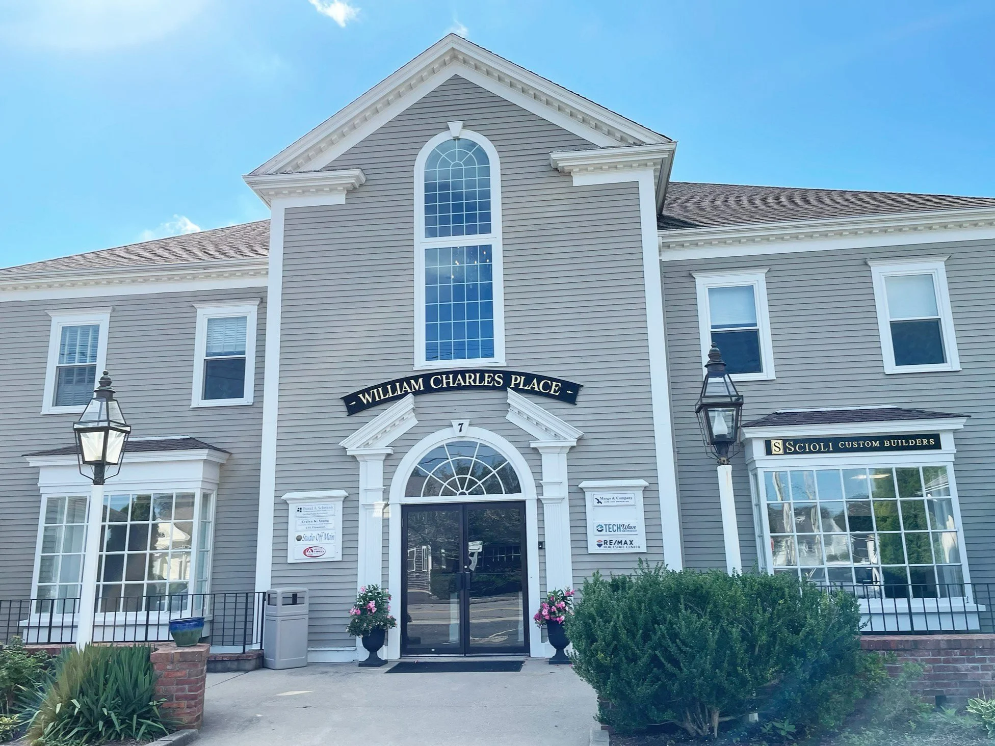 RE/MAX Real Estate Center