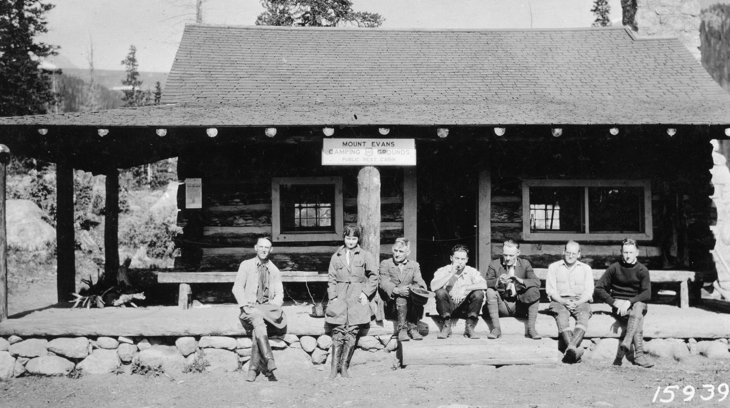  This Resthouse photo from 1921 features two prominent figures. Arthur Carhart (third from the right) was the first U.S. Forest Service landscape architect and one of the first U.S. conservation experts, inspiring Wilderness protection. William Kelso