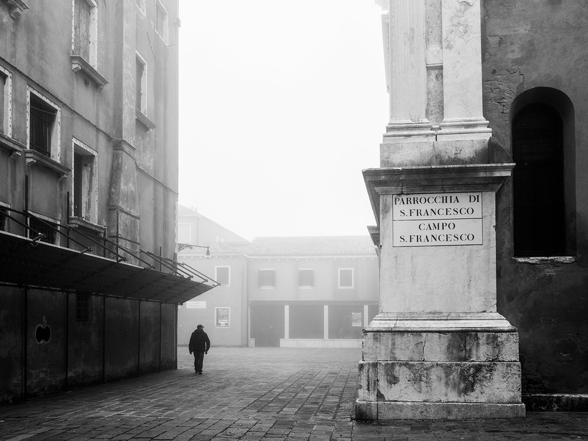 Venice_street_photography_2025_2148.jpg