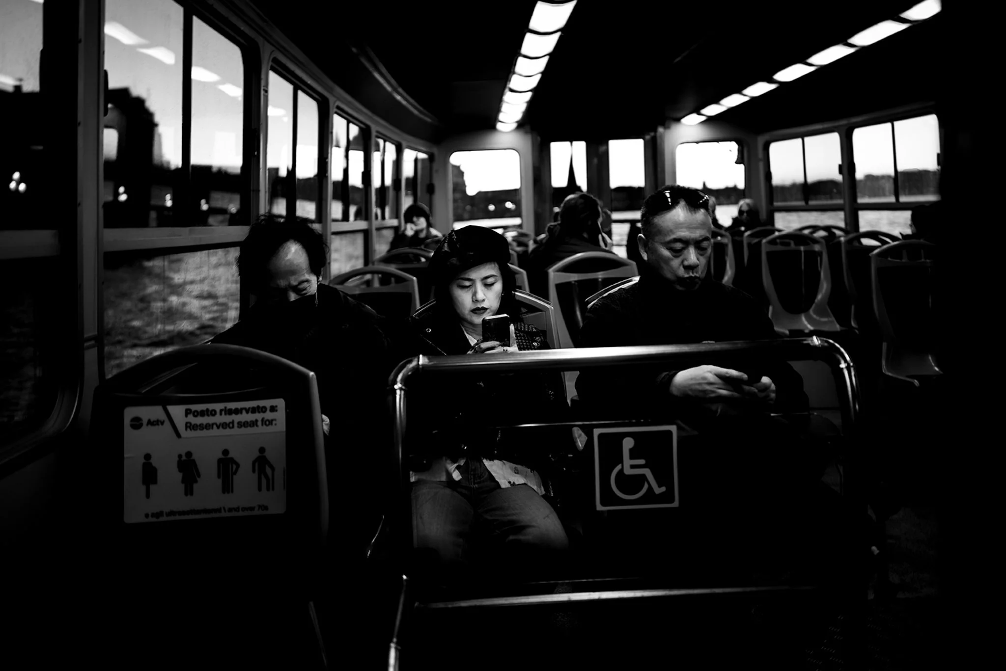 Monochrome_Street_Photography_Venice_1552.jpg