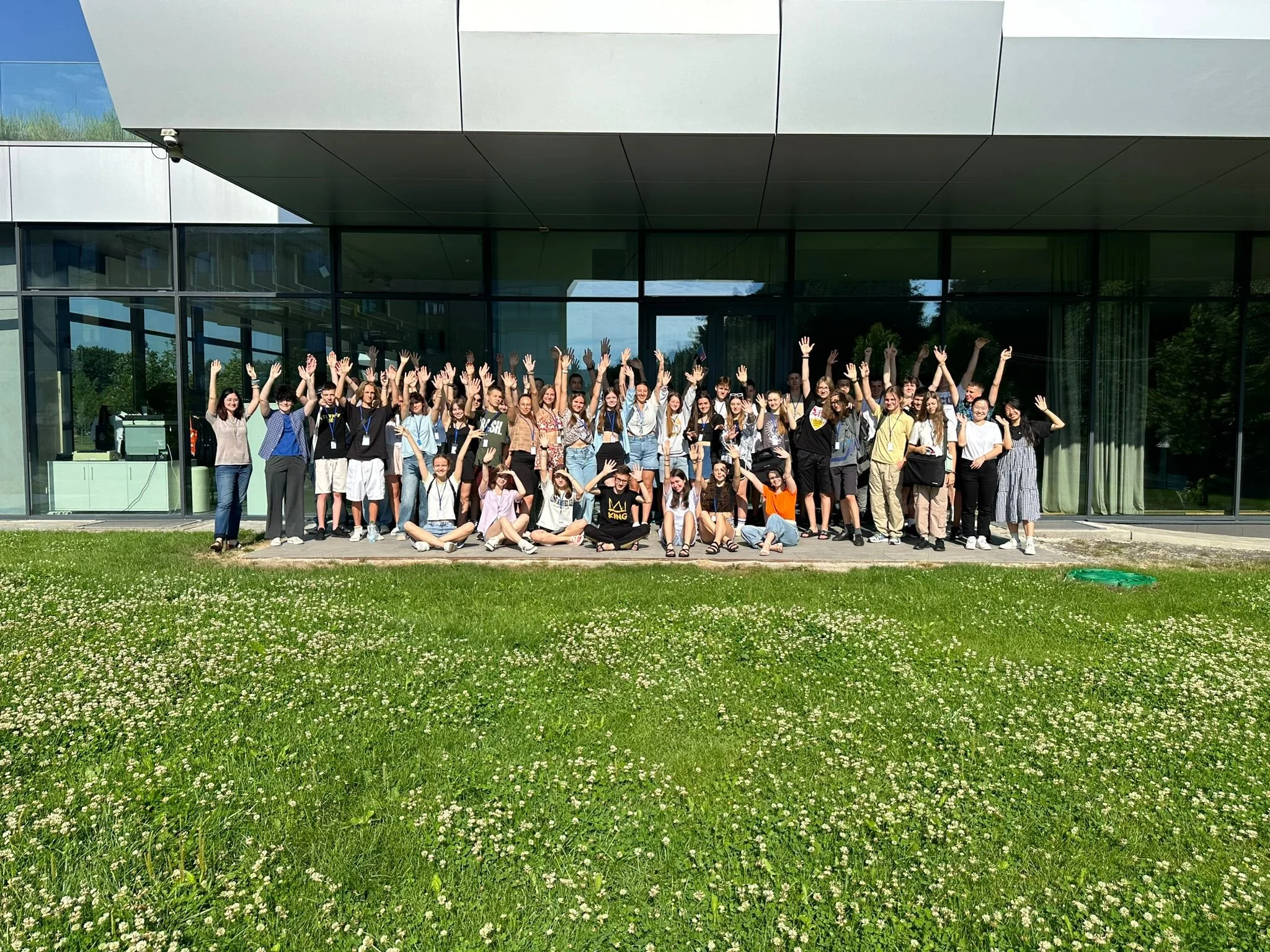 Canadian and American Organizations Collaborate to Launch Cutting-Edge Computer Science Education Program for War-Affected and Disadvantaged Youth in Ukraine