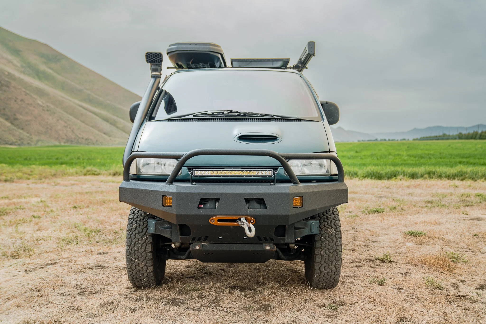 L400 Van Shoot 5_26_26-29.jpg