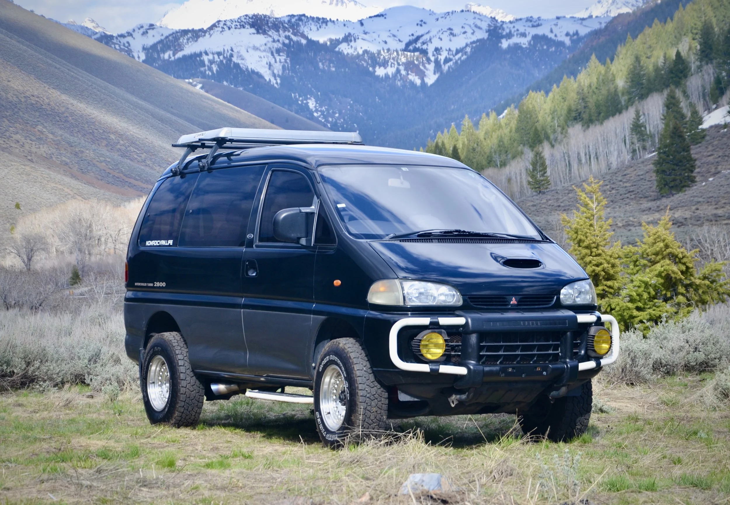 Nomadic Van – Delica Sales & JDM Maintenance
