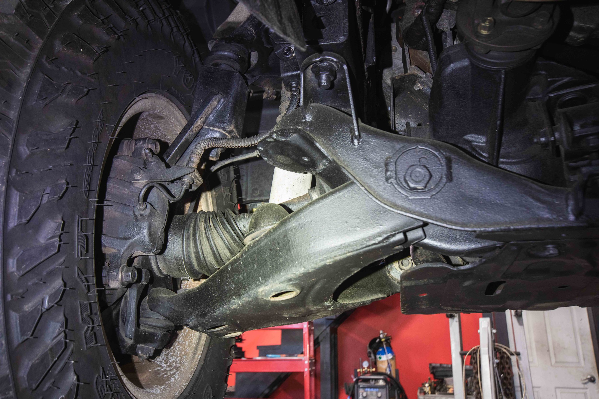 Undercarriage (10 of 12).jpg