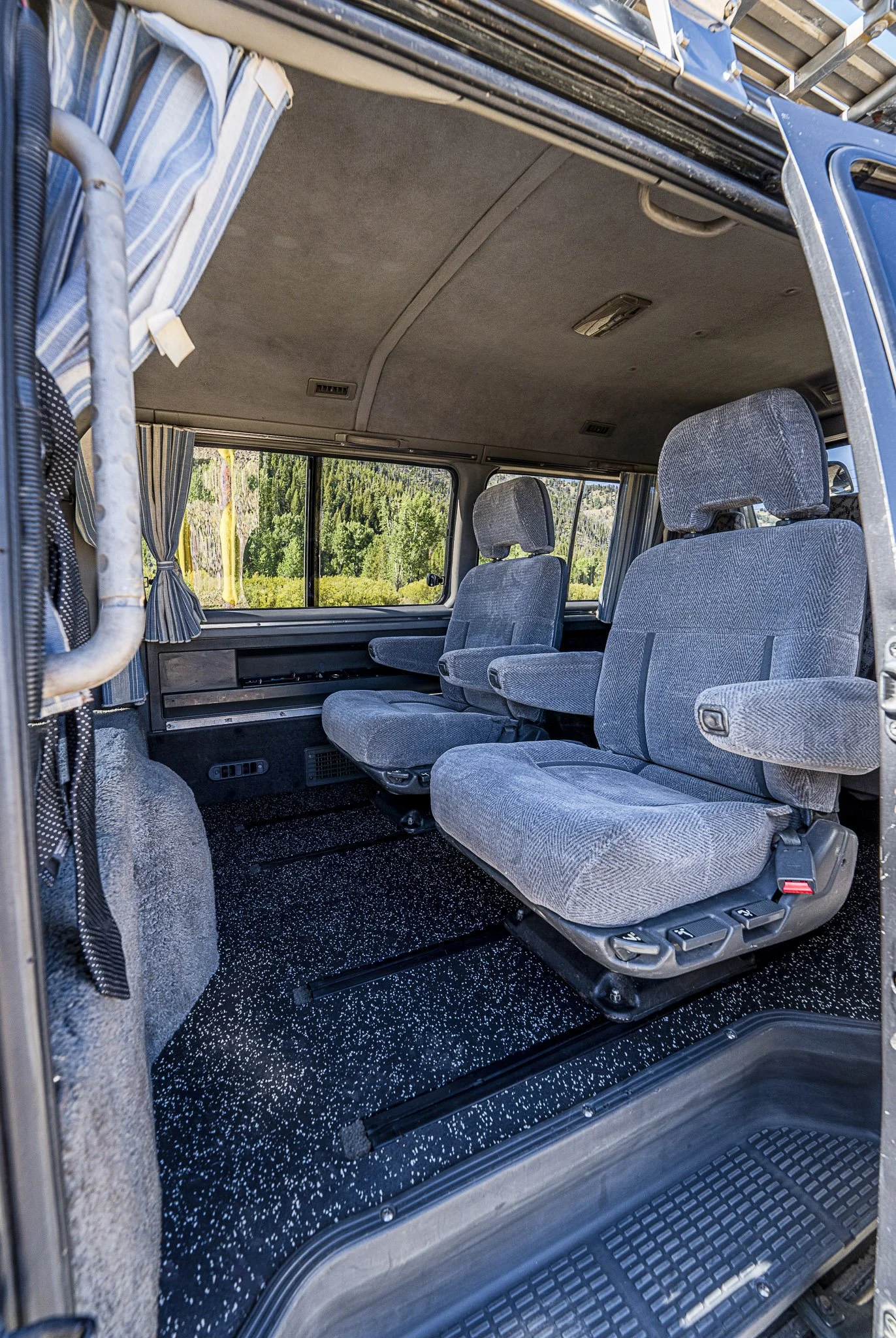 Ron's Van Edited (24 of 40).jpg
