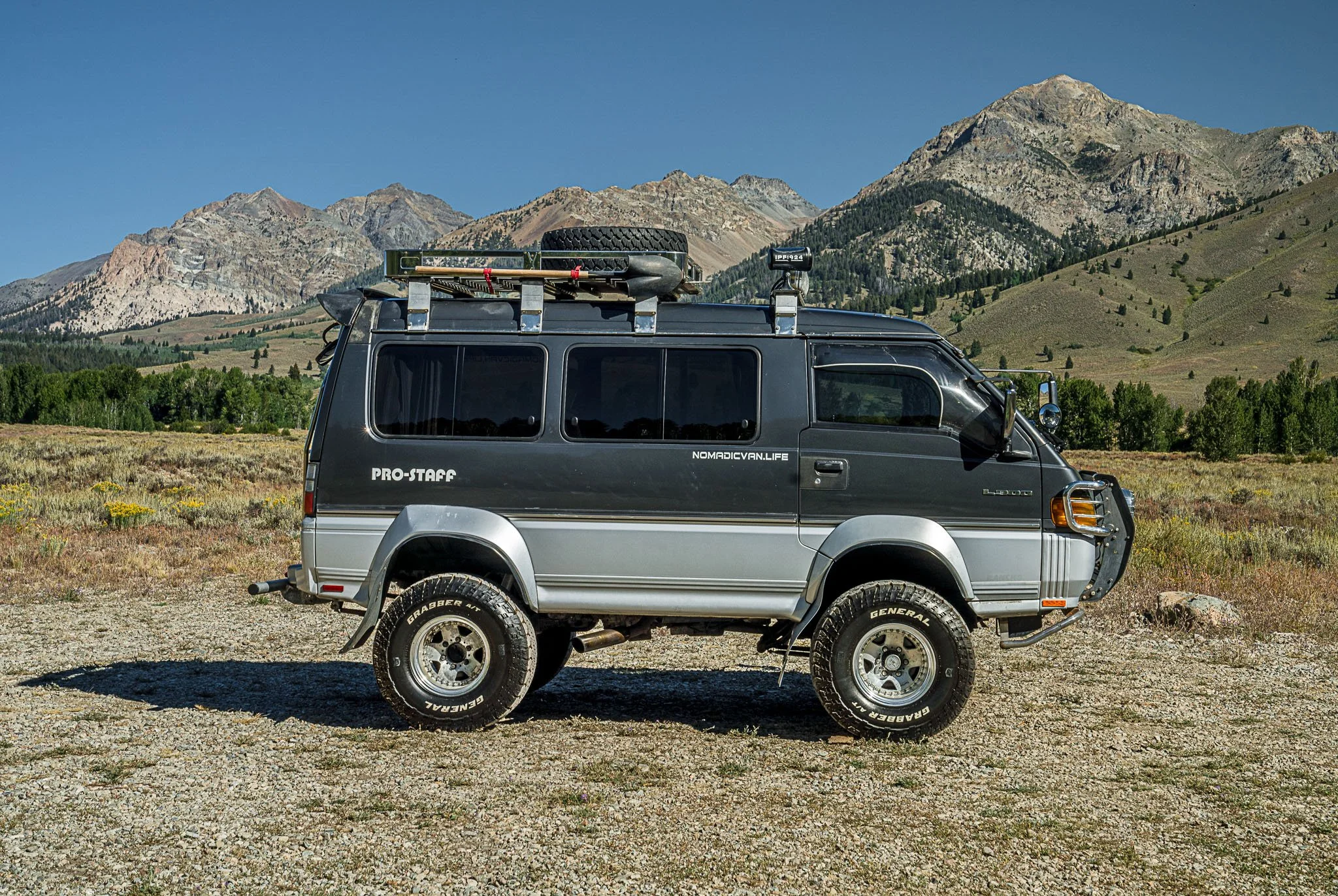 Ron's Van Edited (7 of 40).jpg