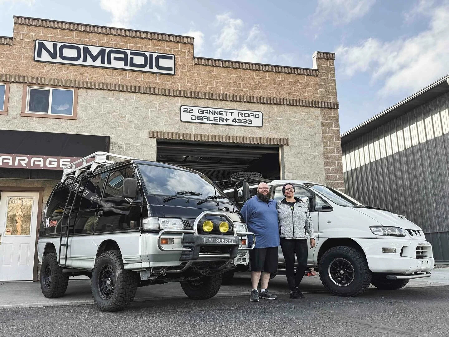 Zeb &amp; Vader took off with Ken &amp; Sarah over the weekend! Only the ultimate Delica duo for the ultimate Delica fans. 

Believe it or not these two are line up to get 4 cans from Nomadic. They plan on having separate 4x4 rigs to rip into the boo